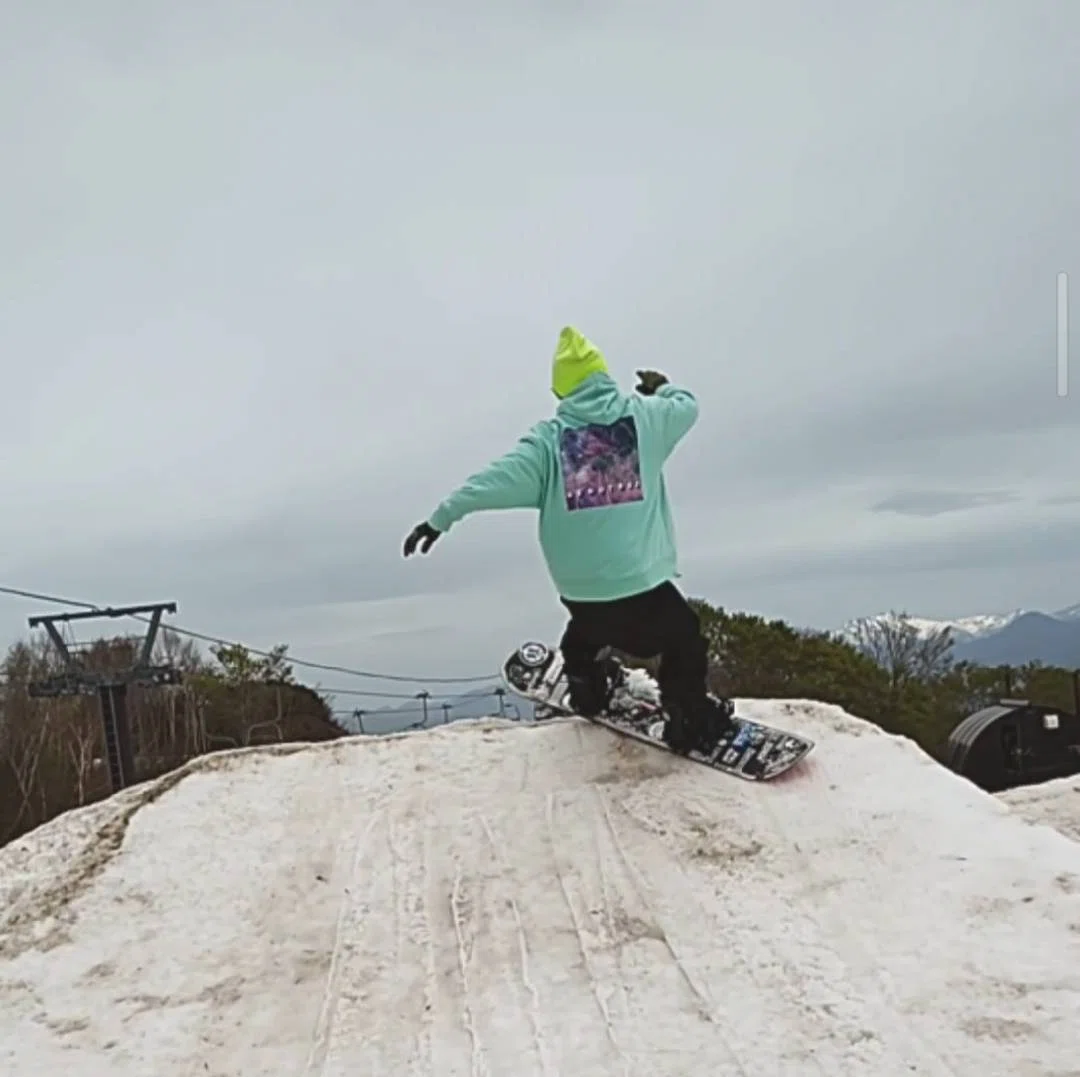 TERROR SNOWBOARDについて｜naoto|【仕事×遊び】大自然で働くワー