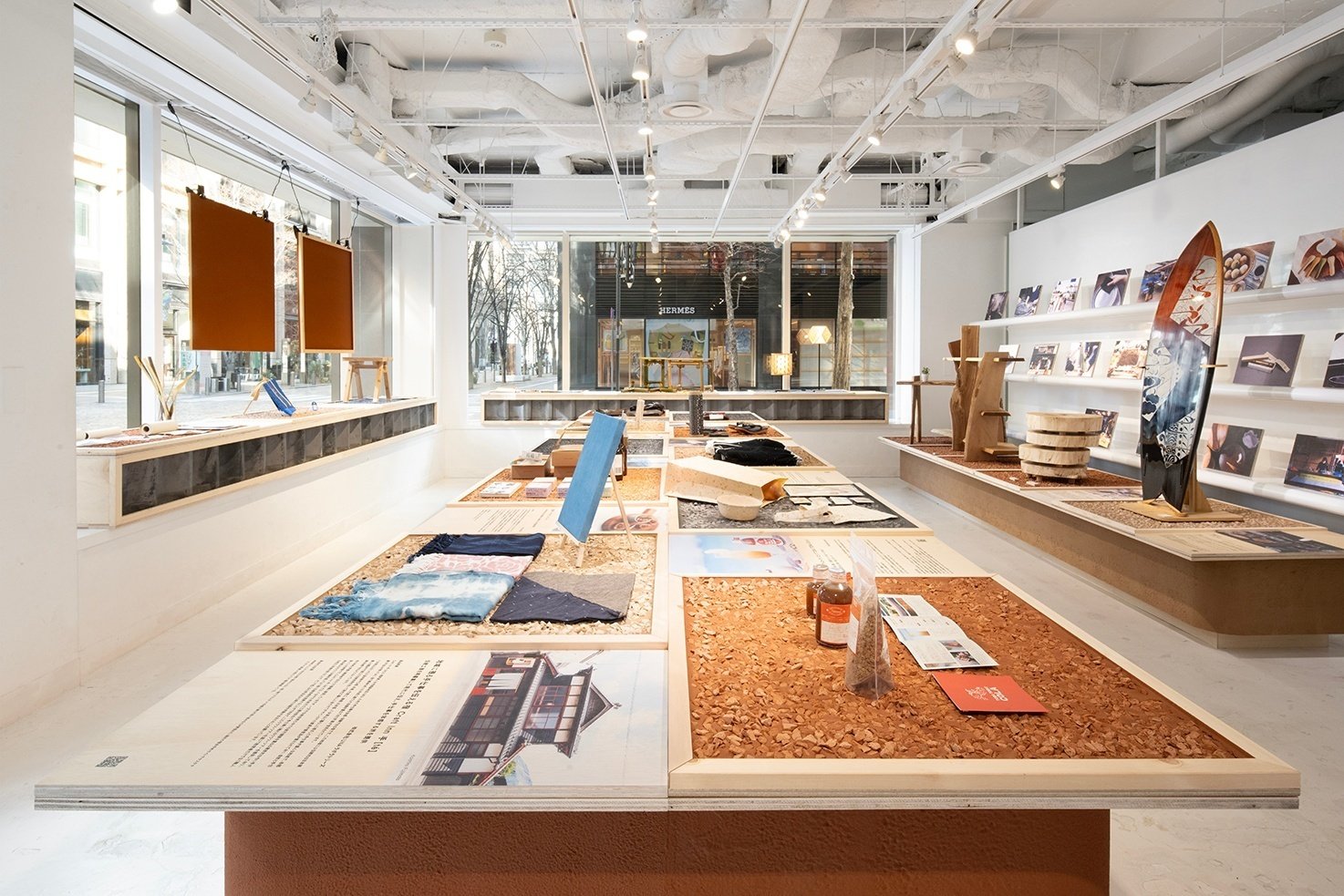 素材としての「瓦」の可能性 - 展覧会「土着の知 Local Techniques