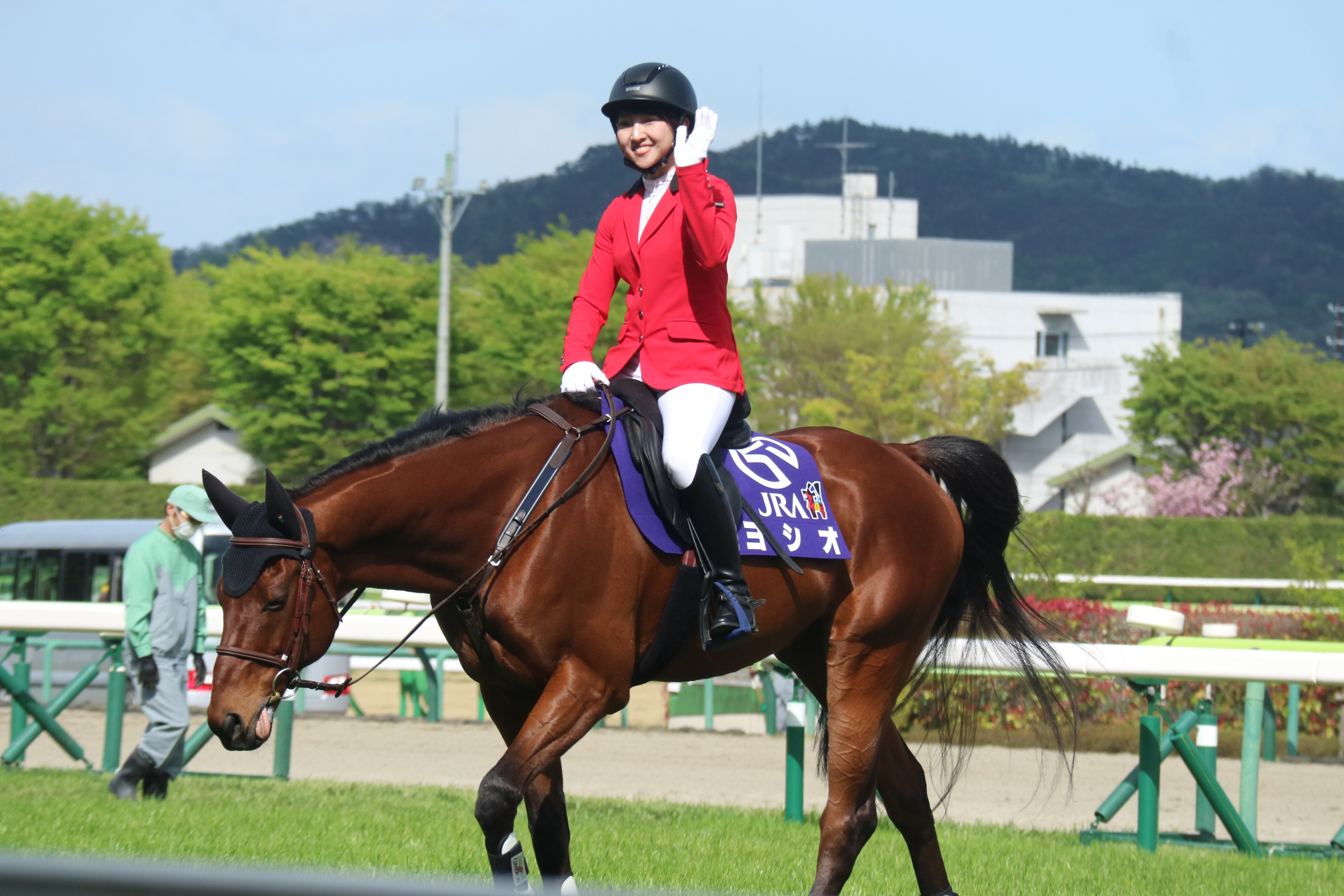 ヨシオ（福島競馬場誘導馬）デビュー戦現地馬券 密着#1】ヨシオは今、福島競馬場で誘導馬を目指してトレーニング