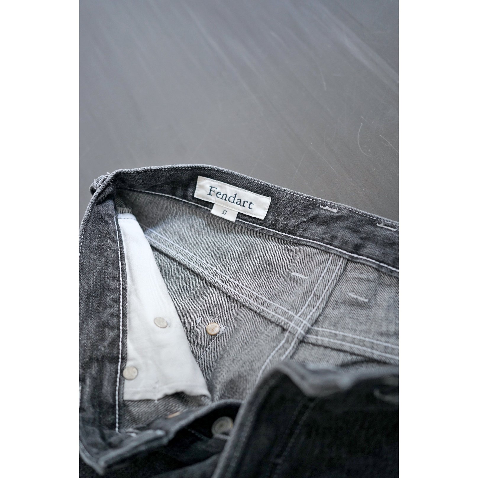 Fendart Jean 901 / FE2425AW07*DM#GH - ARTHUR FASHION WORLD
