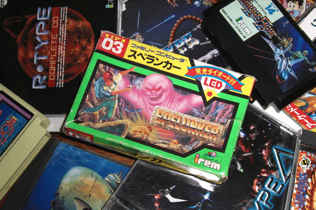 ★☆ファミコンソフト　スペランカー箱、取説付 Spelunker - Classic NES Game for Collectors