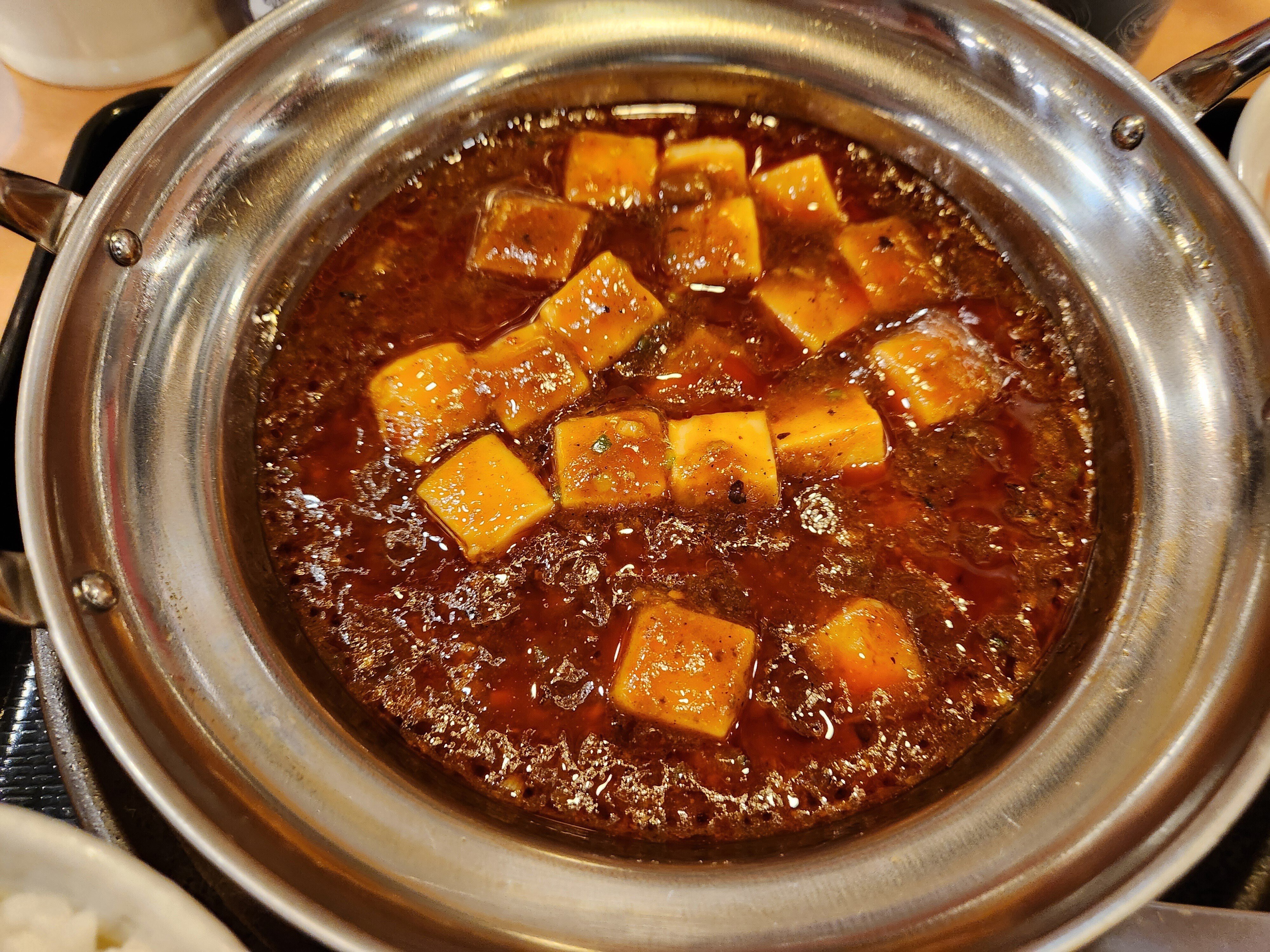 えっ、まじか、なんで？何がどうしちまっただ❗四川麻婆豆腐セットの巻