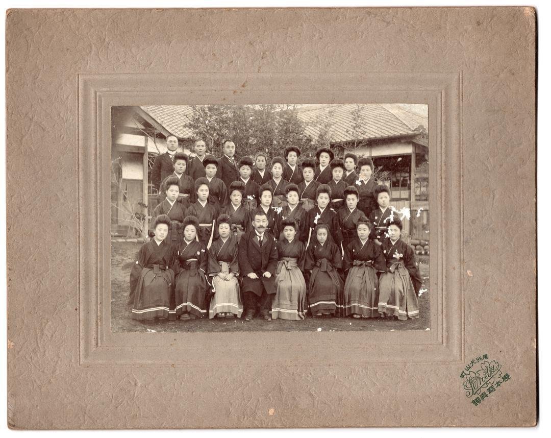 古写真　アルバム　大正13年4月　東京帝国大学（現東大）卒業アルバム　歴史資料 古写真アルバム大正13年4月東京帝国大学（現東大）卒業アルバム