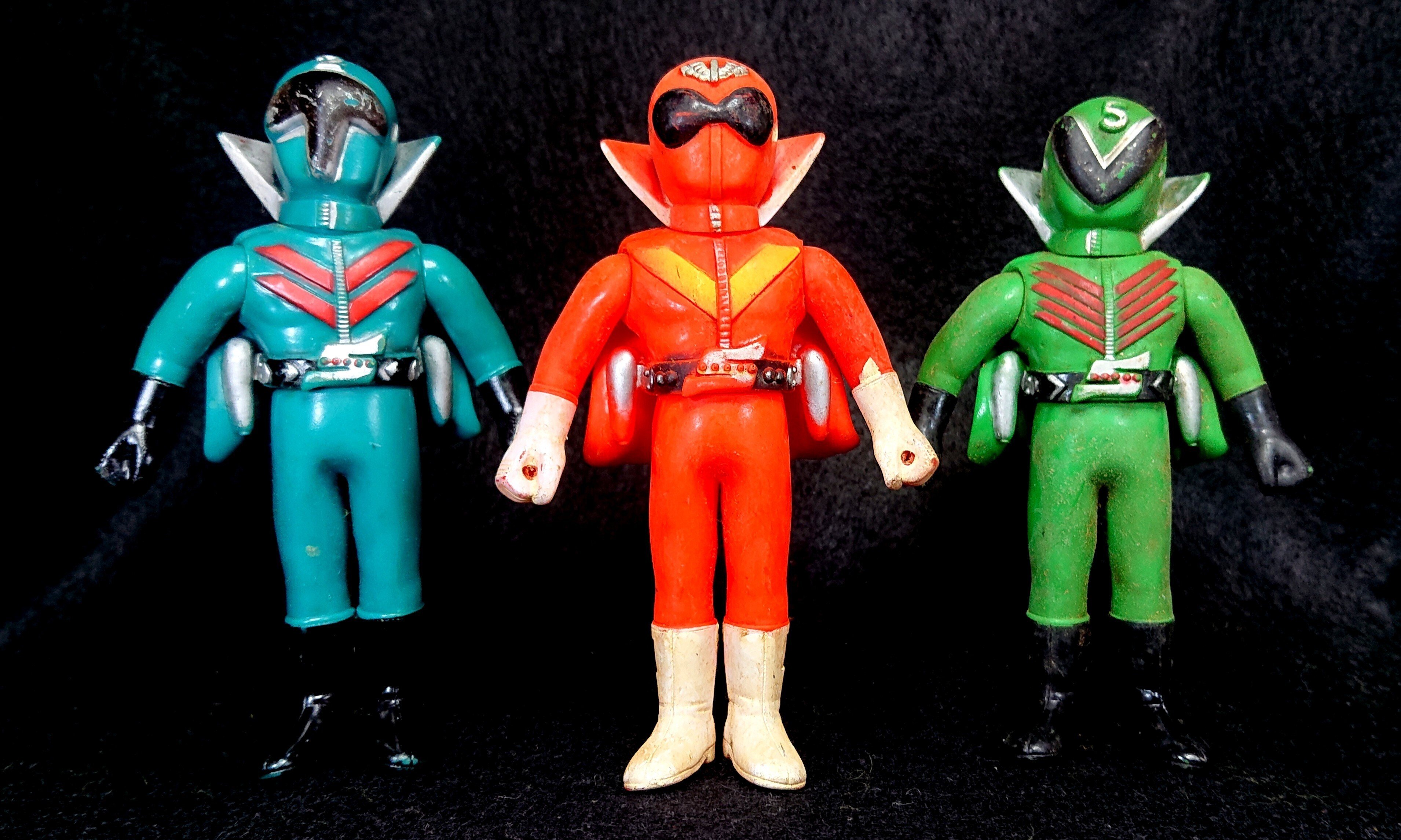 昭和レトロ ポピー イナズマン ソフビ 面無し 石森プロ 当時物 戦隊モノ Yahoo!オークション - イナズマン ソフビ 面取れ ポピー 東映