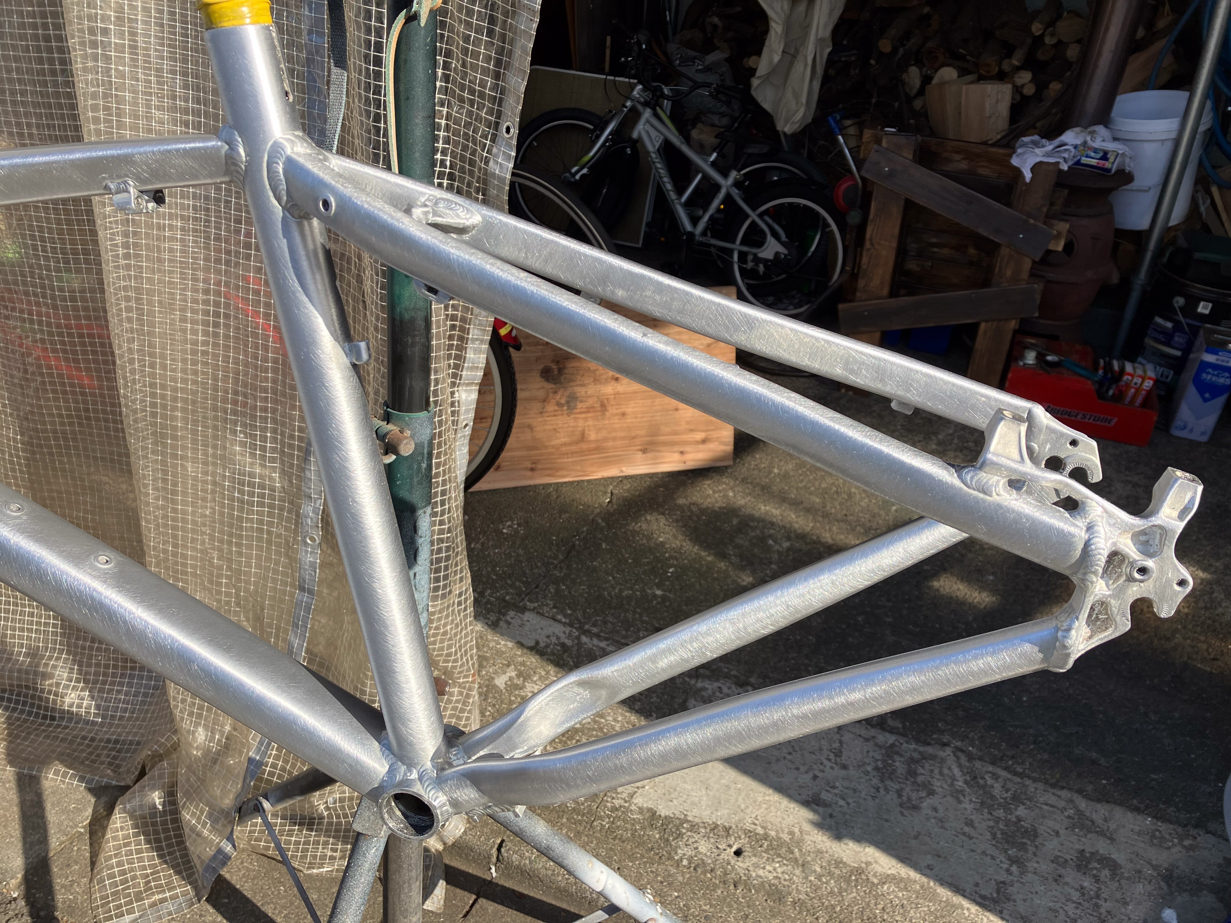 改造自転車 ロングスイングアーム塗装剥離