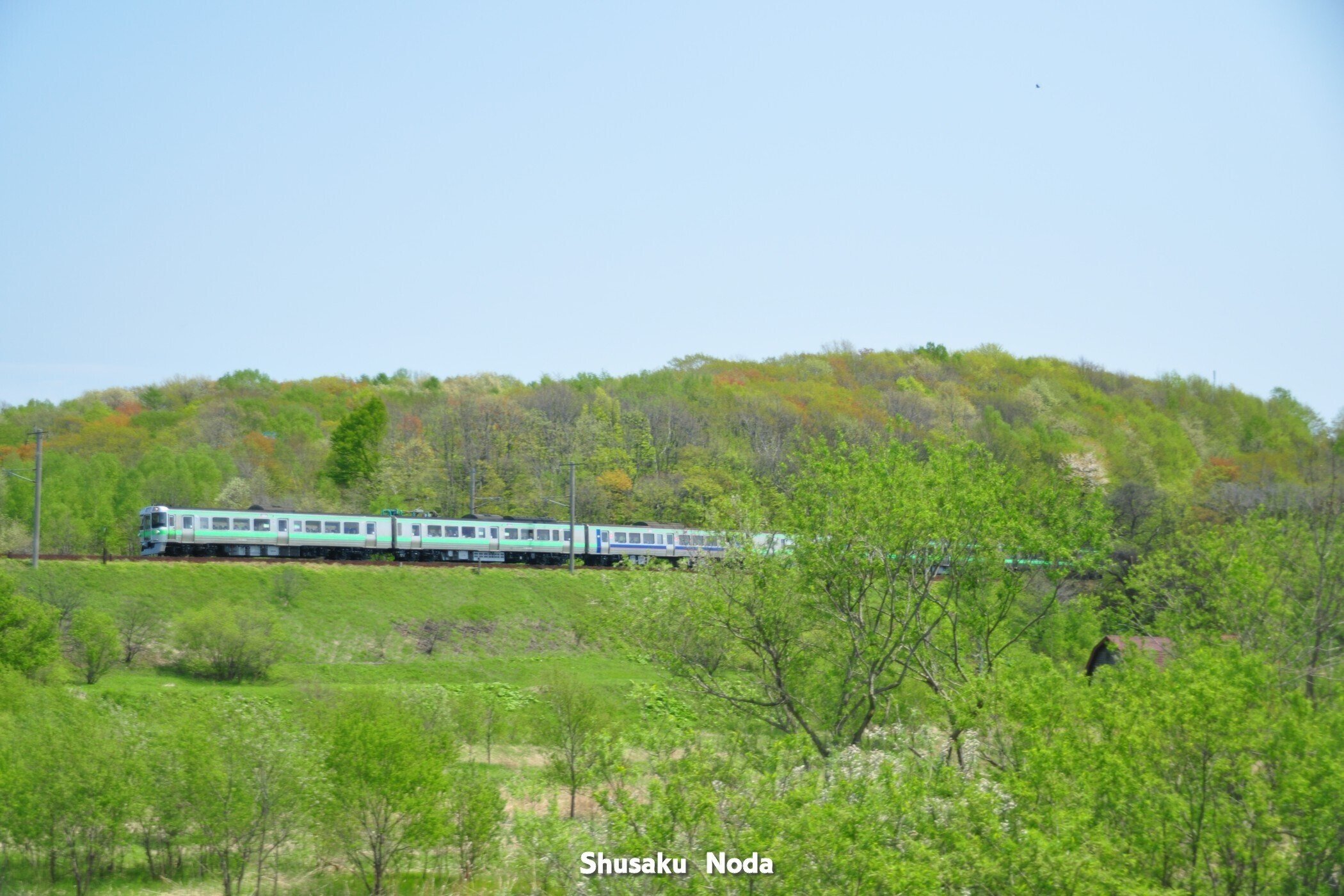 新緑の絶景鉄道写真集｜野田周作