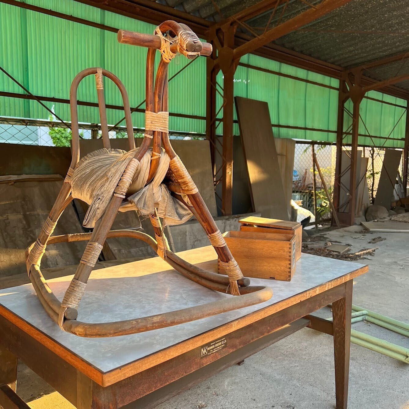 木製古家具 NS172 大きな天板の平机 - 古家具・古道具のセレクトショップ｜natural