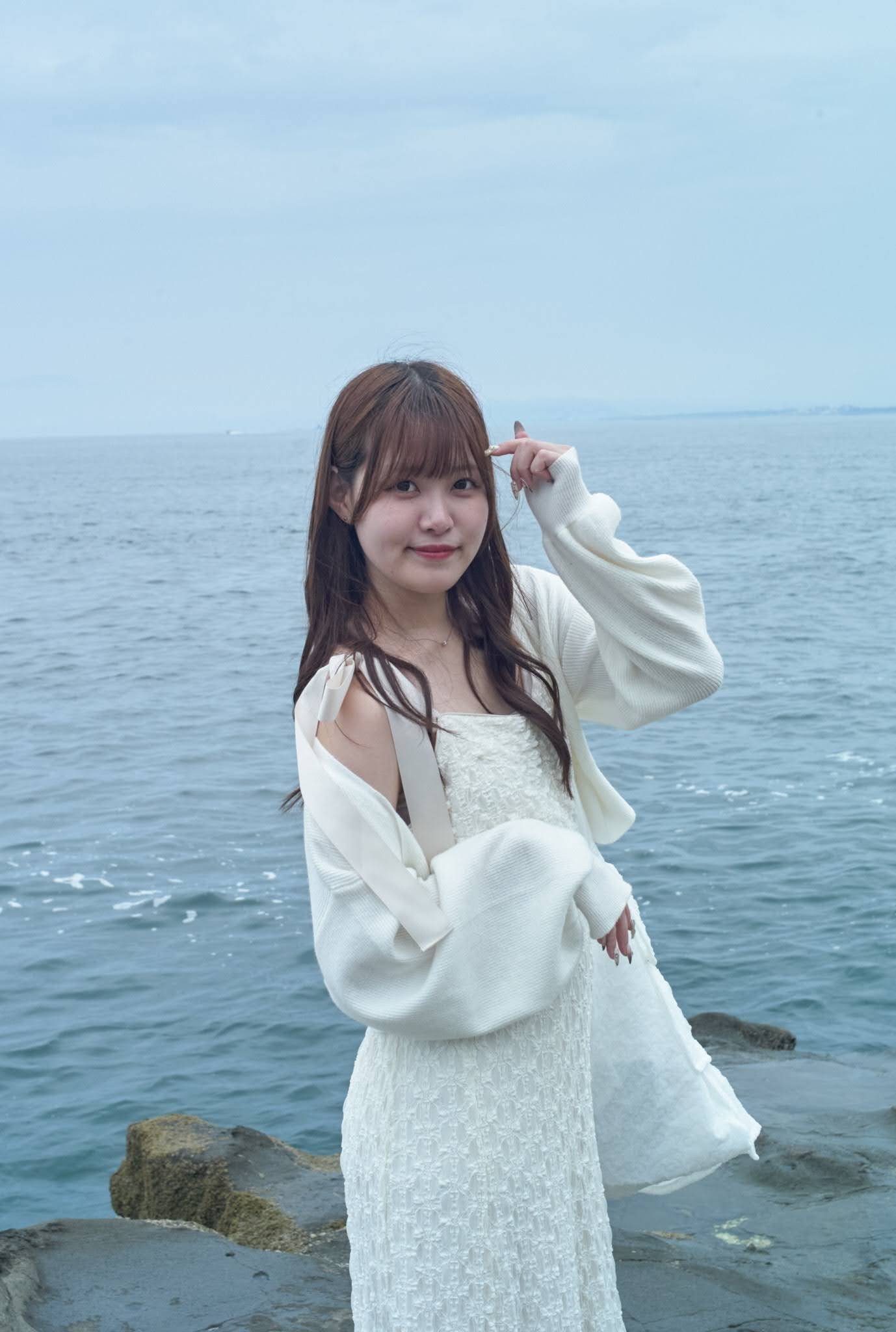 曇り空の江ノ島ポートレート｜naoyuki sasaki