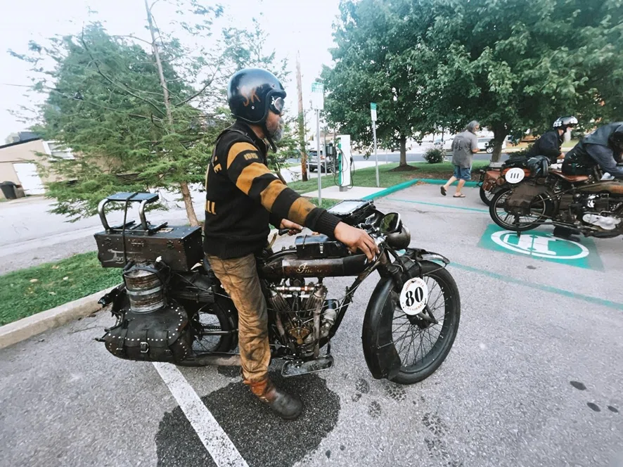 木村信也〜アメリカに渡ったカスタムバイクビルダーのはなし｜泉事務所