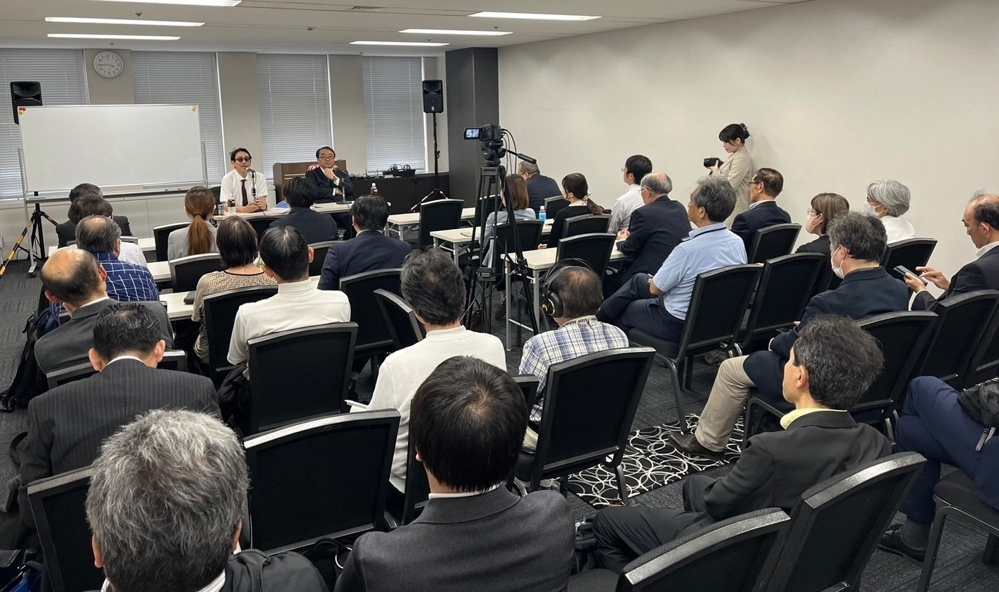 鈴木エイト氏「名誉毀損」訴訟の第2回口頭弁論が行われました 鈴木エイト氏「名誉毀損」訴訟の第2回口頭弁論が行われました