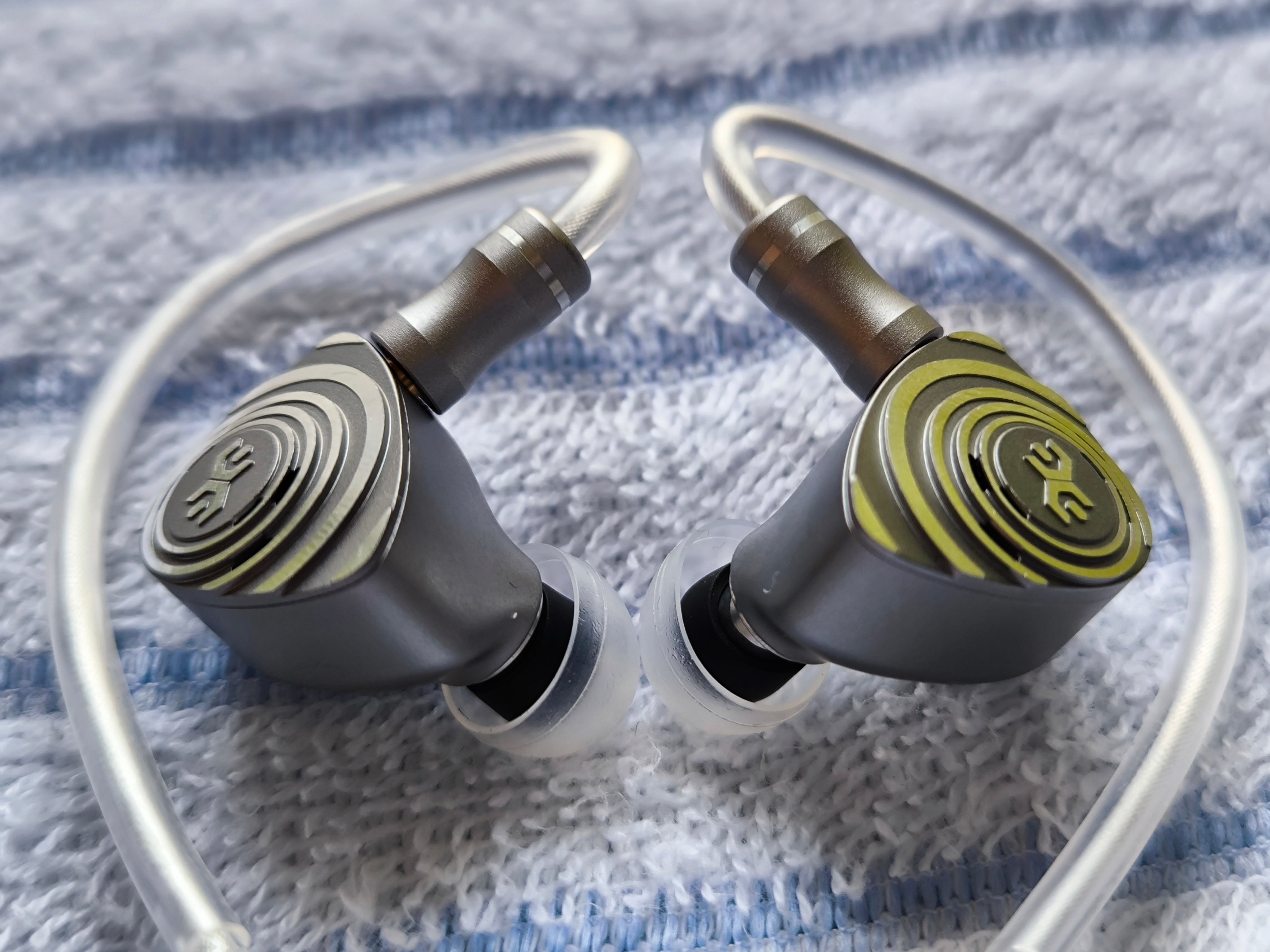 Amazon.com: HiFiGo Elysian Acoustic Labs Pilgrim 1 LSR DD+3