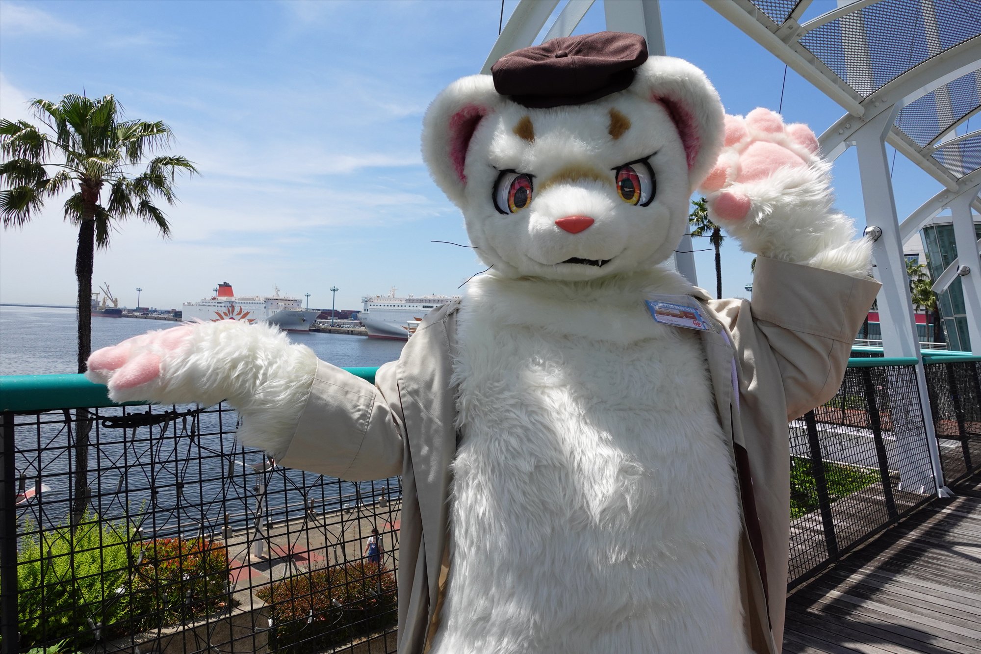 着ぐるみ 着ぐるみのアテンド（お手伝い）としてコンベンション（イベント）に初