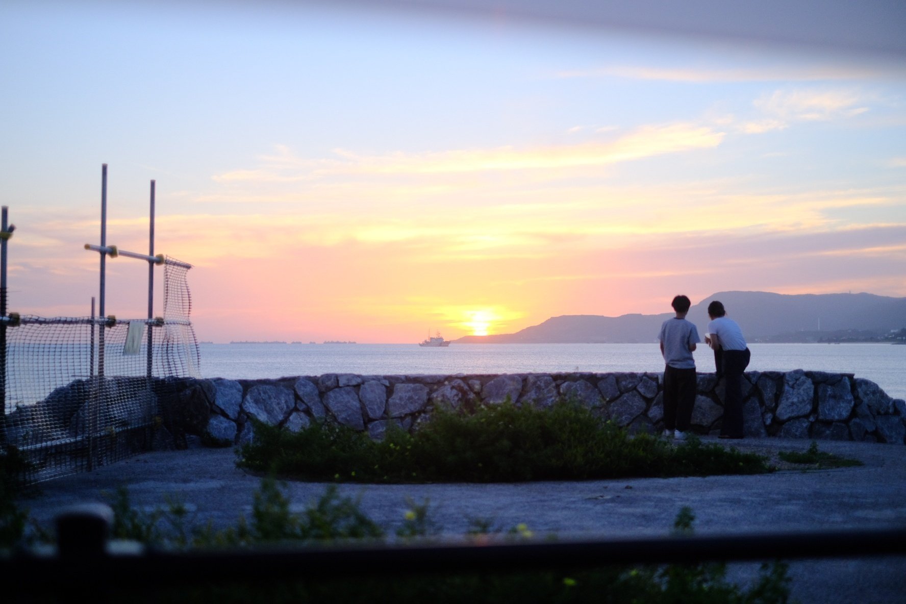保存版】沖縄の絶景夕日スポット12選 | 特集 | たびらい
