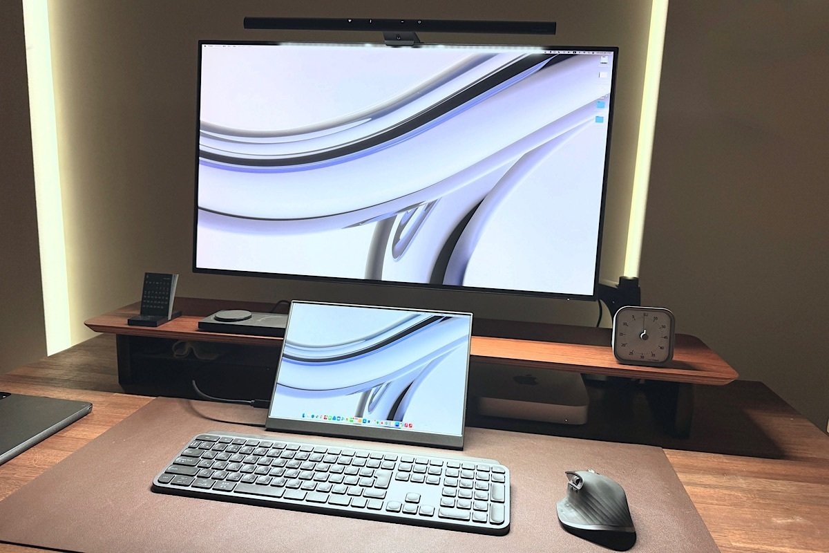 BenQ ScreenBar Proレビュー：快適なデスク環境を実現する自動点灯・調