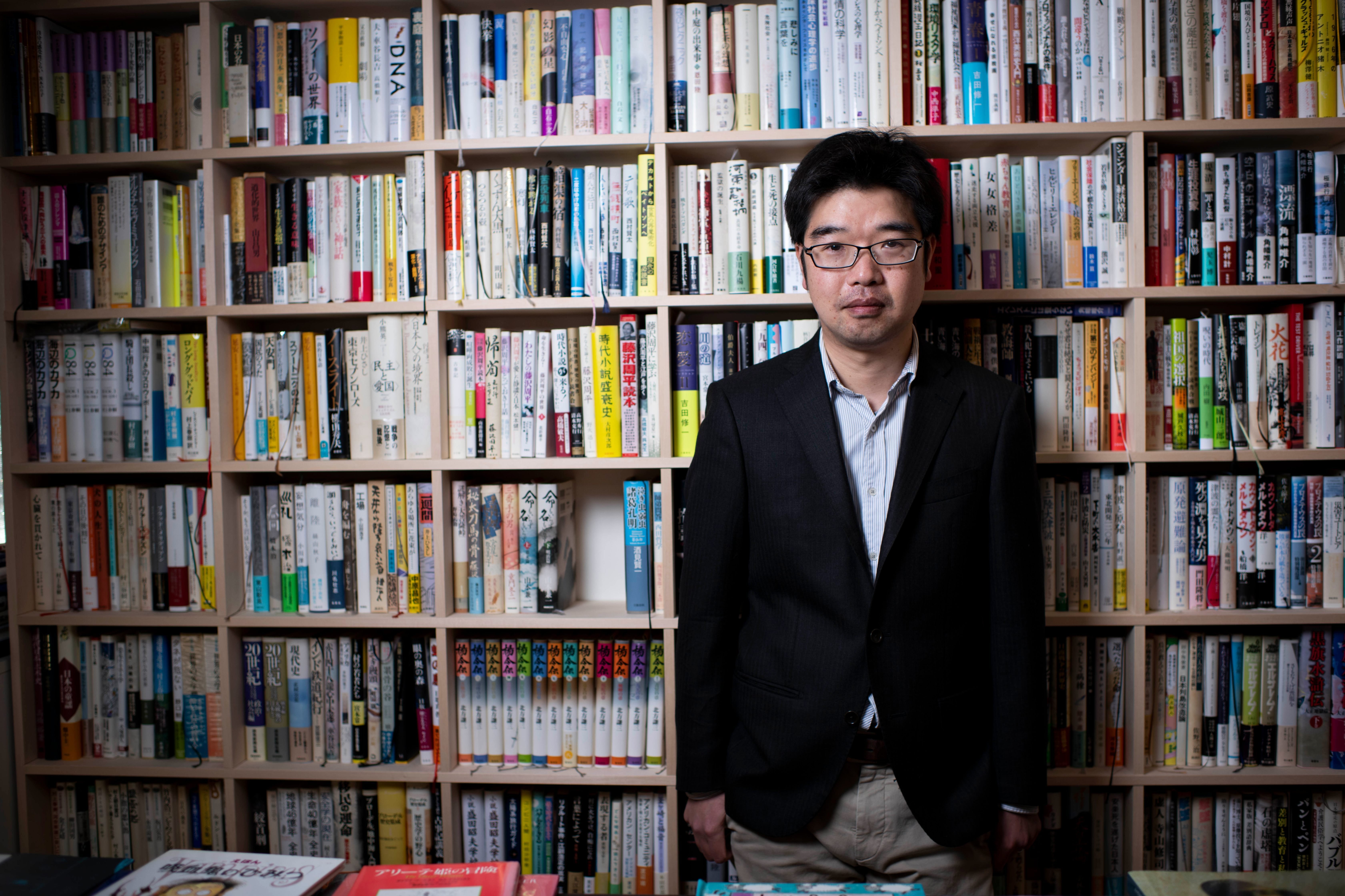 和波孝禧さん「聴く、触る、そして全身で見る」ルポ 読書百景 #1