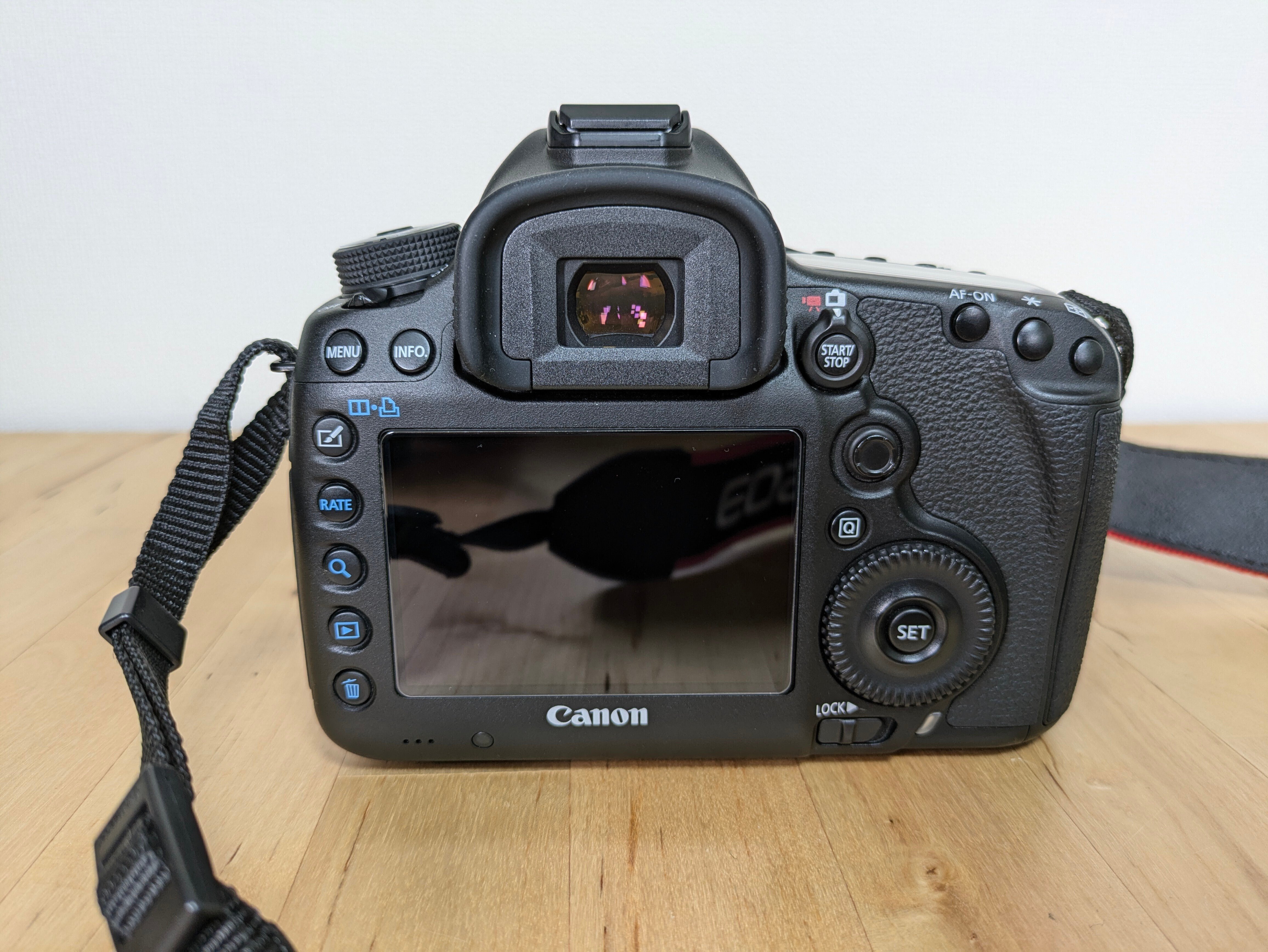 カメラレビュー】私の相棒 Canon EOS 5D Mark Ⅲ|EmuLog@在宅 カメラレビュー】私の相棒 Canon EOS 5D Mark Ⅲ|EmuLog@在宅