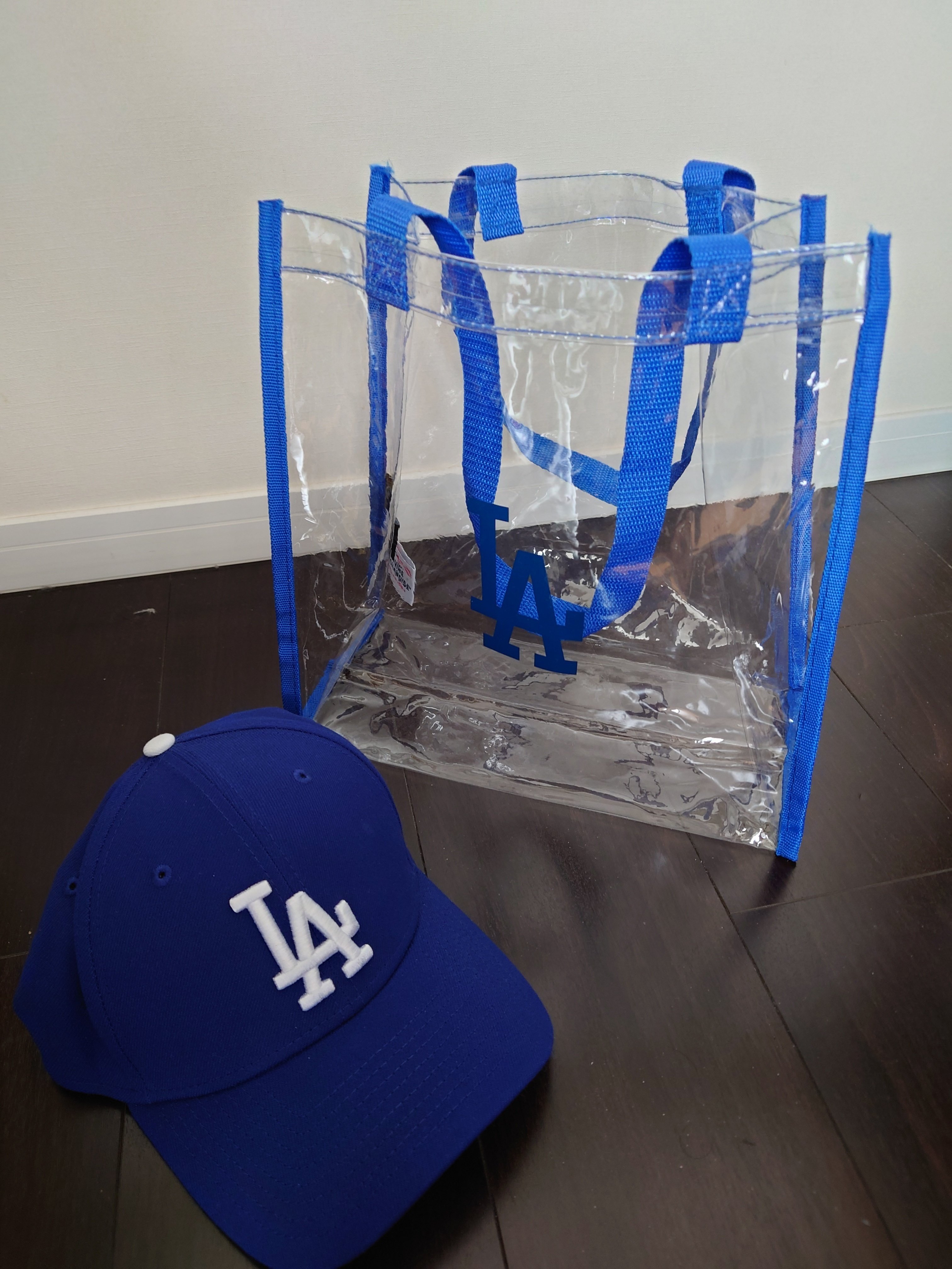 【特別値下げ】ドジャース公式ライセンス クリアバッグLoungefly ポーチ付 特別値下げ】ドジャース公式ライセンス クリアバッグLoungefly