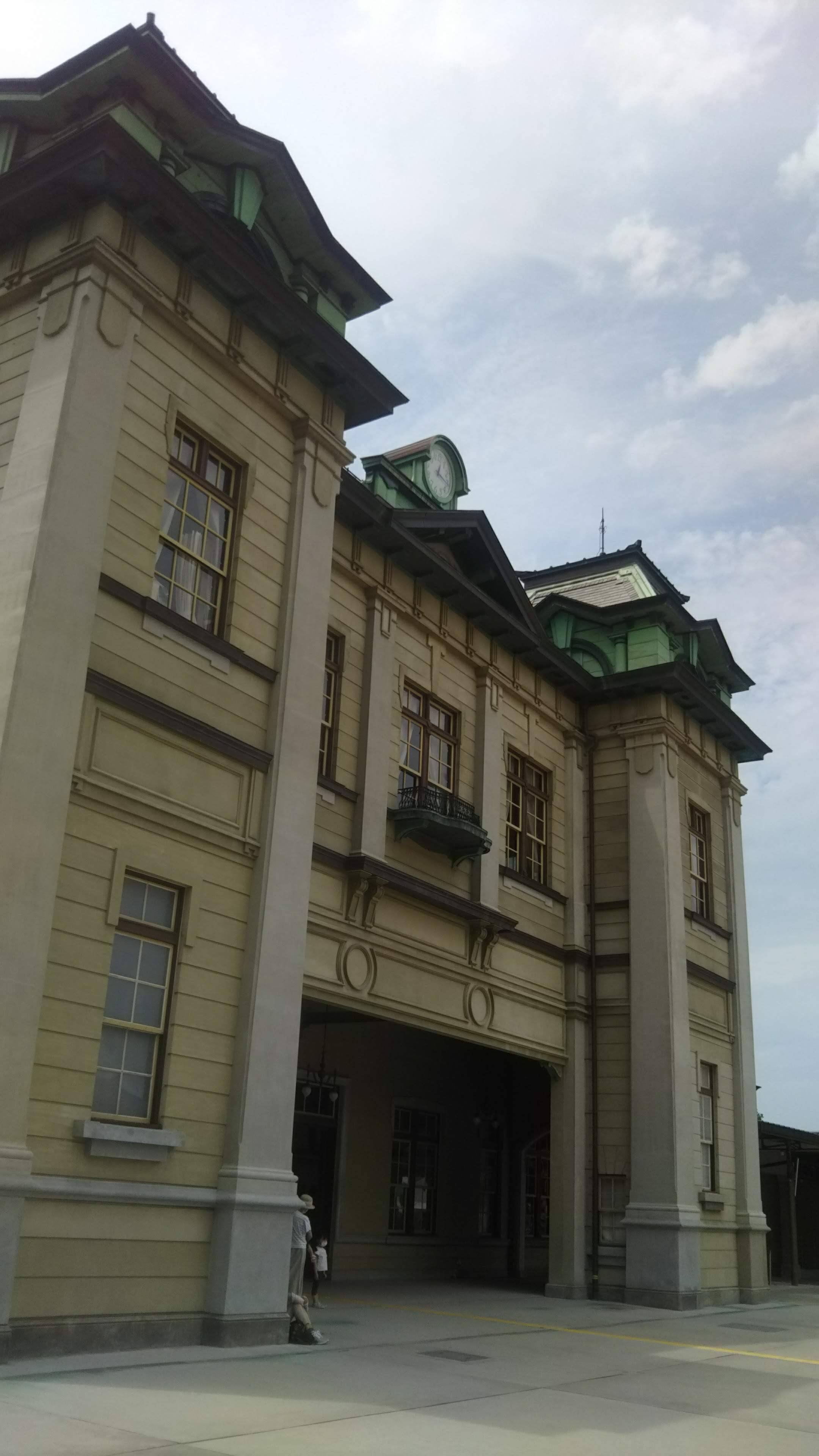 鉄道遺産「門司港駅」でクラシカルな1日を！｜madaka_Railway