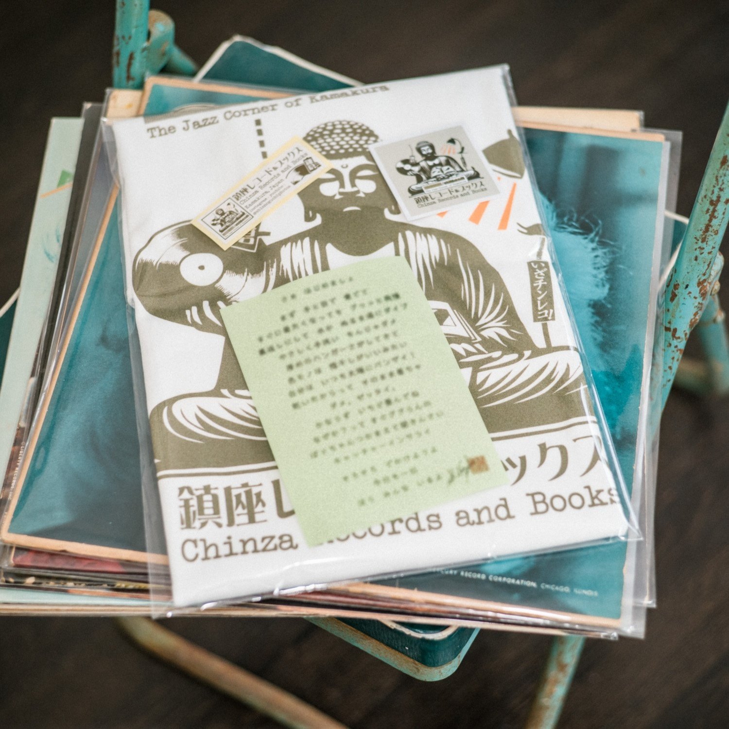 鎮座Tee” 鎮レコオリジナルTシャツ｜Shin Noguchi