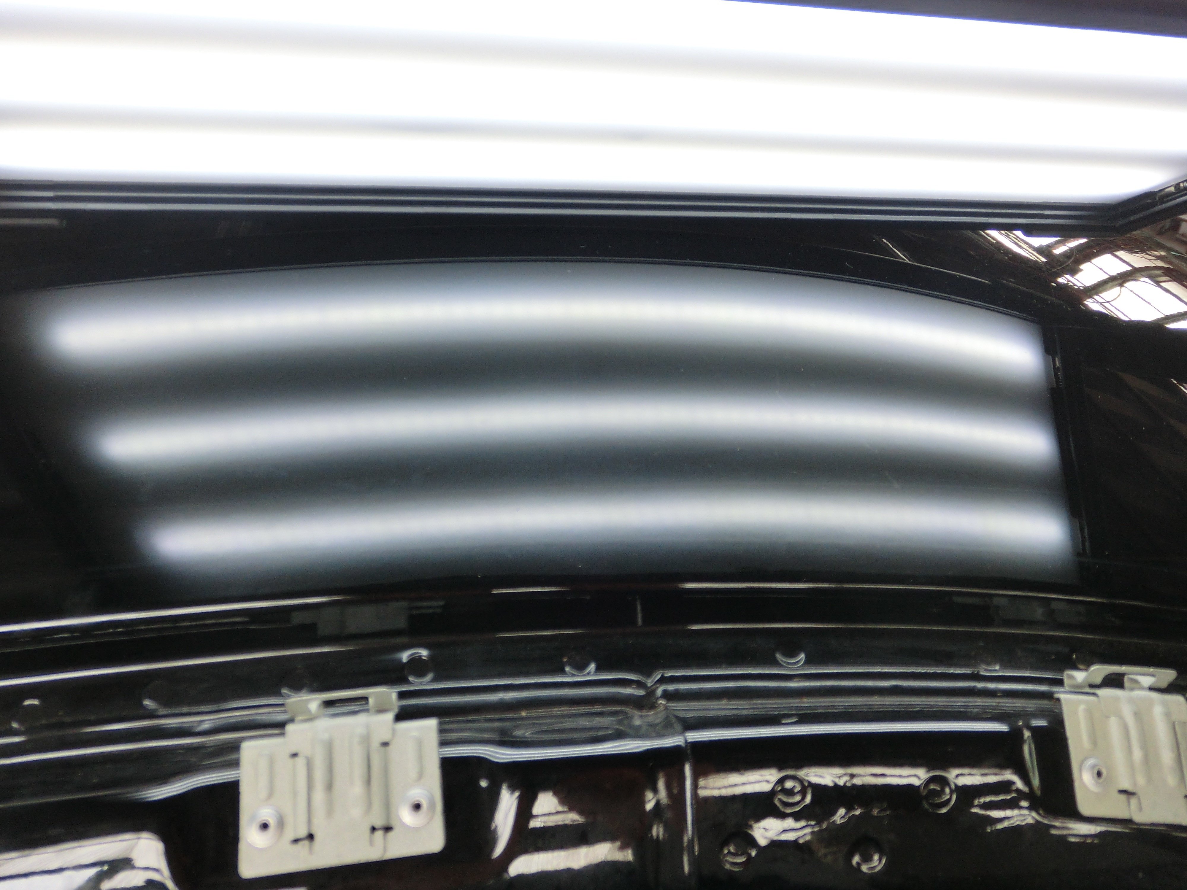 車用ルーフデント デントリペア】ルーフのヘコミを塗らずに直す！ - YouTube