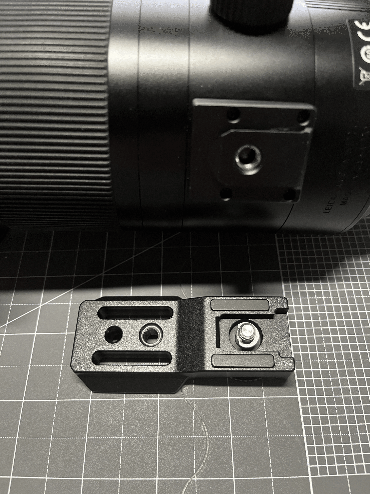 Leica APO-VARIO-ELMARIT-SL 90–280にSL 100-400mm の三脚座を付けた話 Leica APO-VARIO-ELMARIT-SL 90–280にSL 100-400mm の三脚座を付けた話