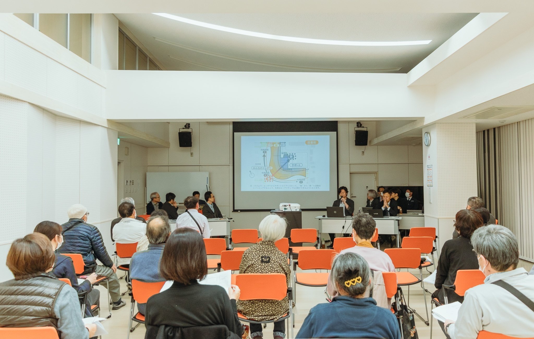 息吹き 公民館づくり 書き続けて300号 帯付 「私の8月15日」 揺籃社 R0708_yomikikase.jpg