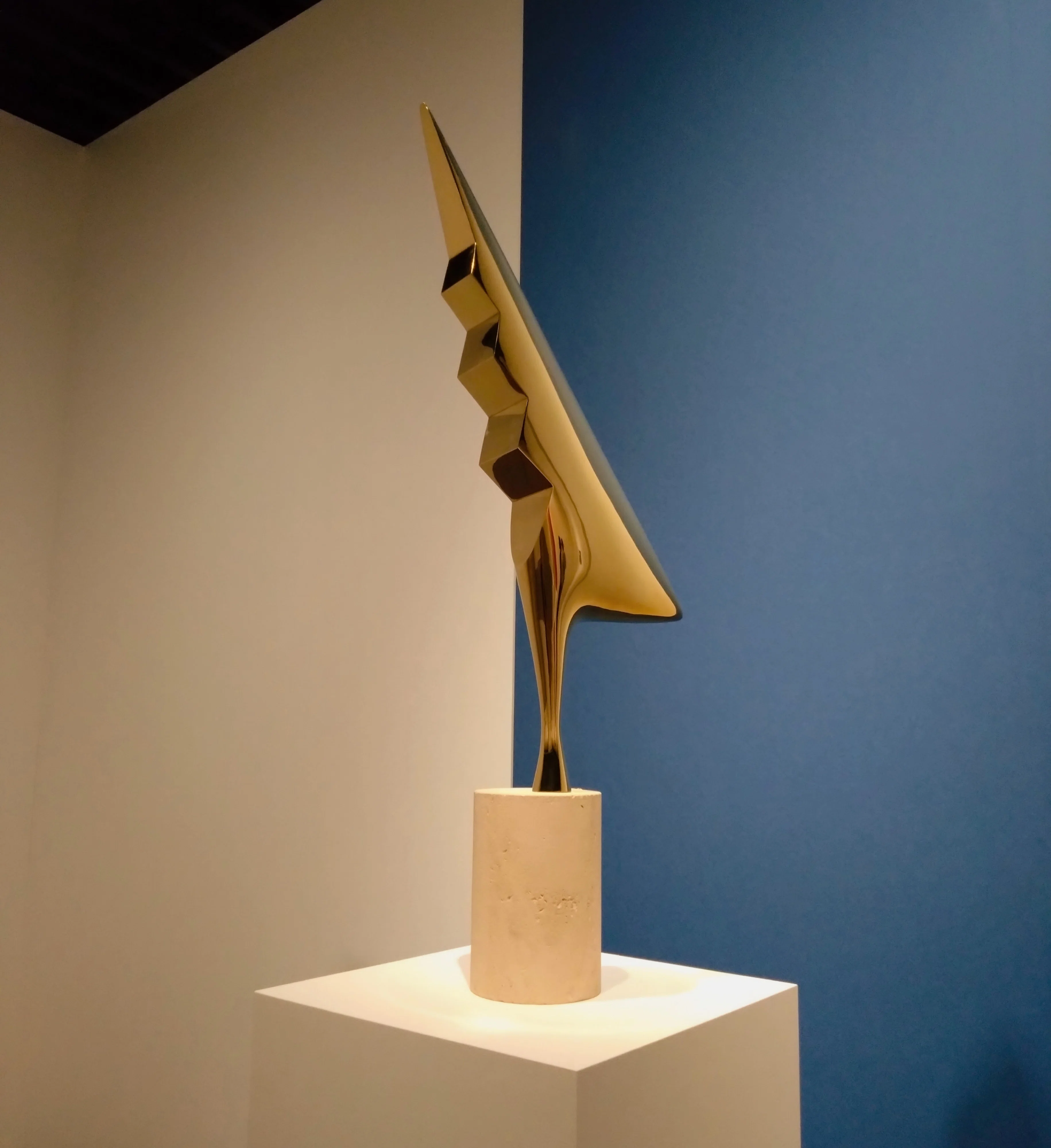 Viewing the Brâncuși Exhibition at the Tokyo Self-Study Group's