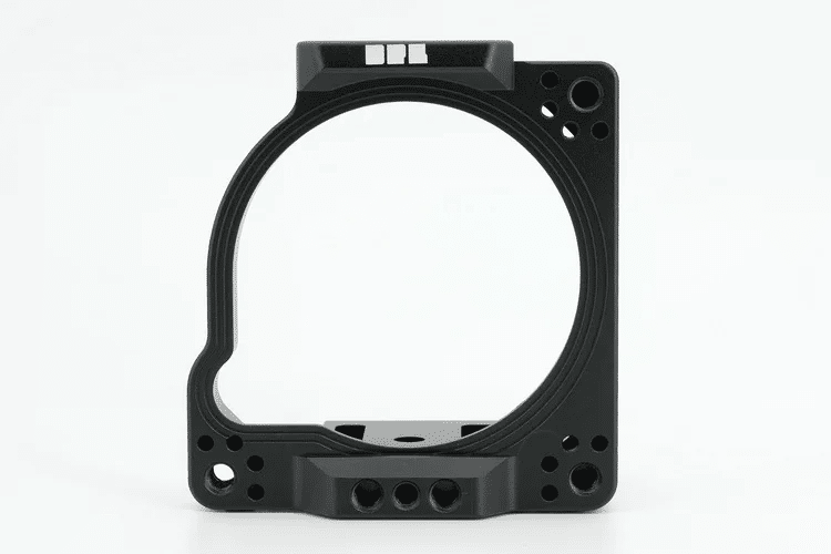 巷にあるSIGMA fp のアクセサリ: 2024年5月30日追加差分｜Takuma