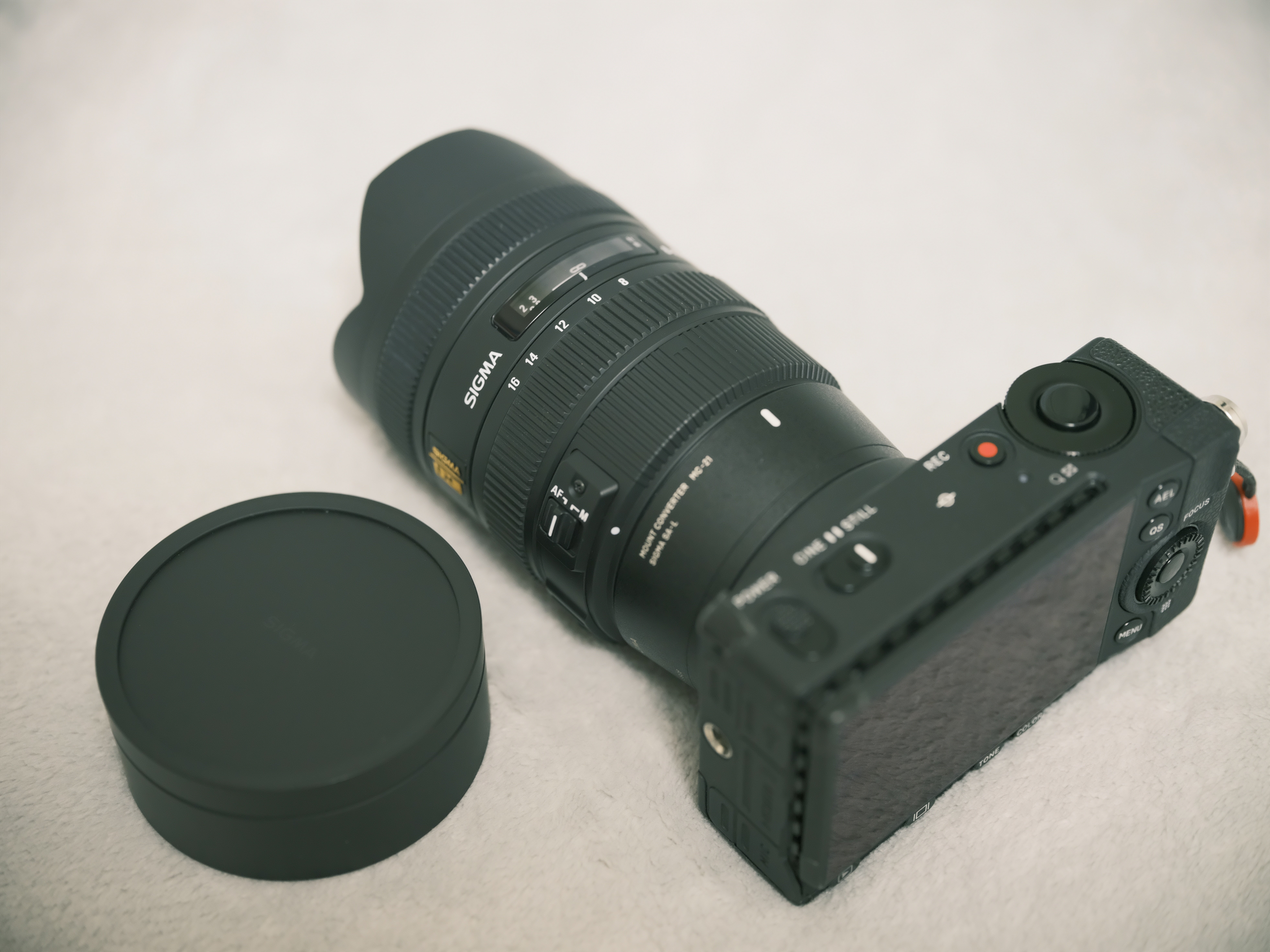 SIGMA 8-16mm 1:4.5-5.6 HSM 超広角ズーム　CANON用 41akbfXmvDL._UF1000,1000_QL80_.jpg