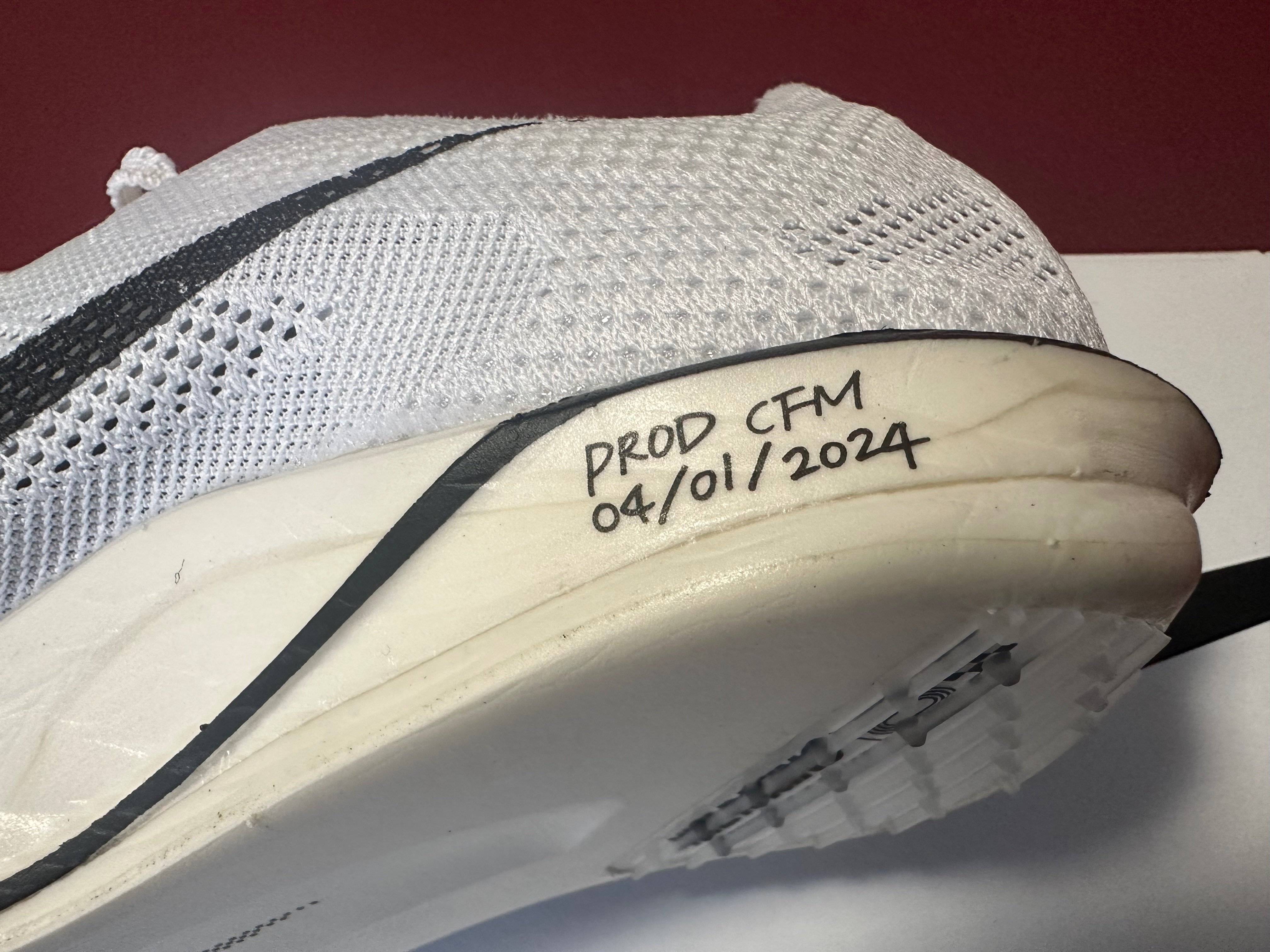 Nike ZoomX Dragonfly 2 Elite(ドラゴンフライ2エリート Nike ZoomX Dragonfly 2 Elite(ドラゴンフライ2エリート