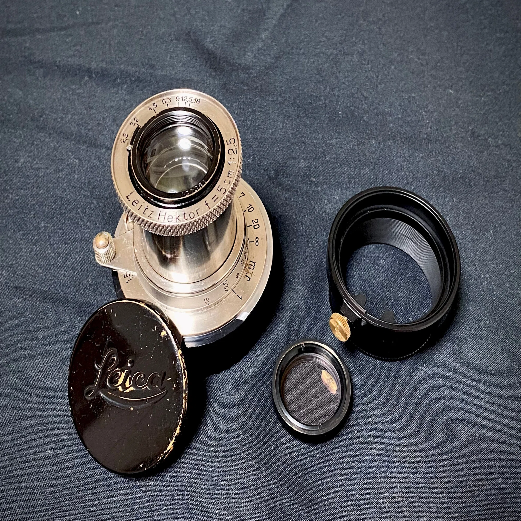 希少レンズを守り、楽しむ。 Leitz Hektor 5cm f2.5 のアクセサリ 