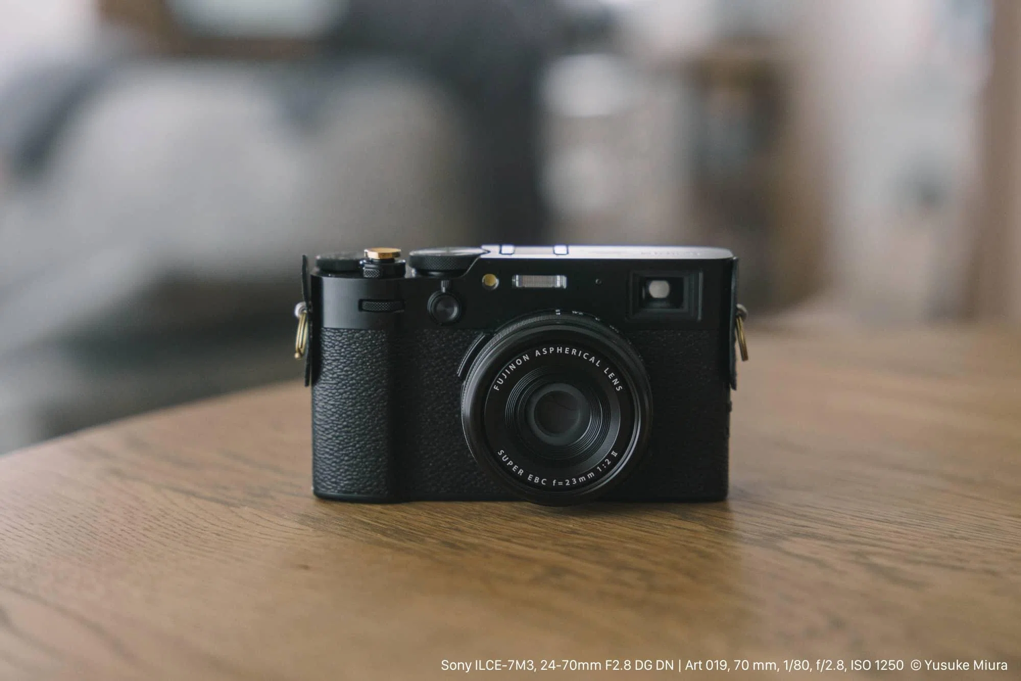 X100VIにも金色のレリーズボタンを｜Yusuke Miura