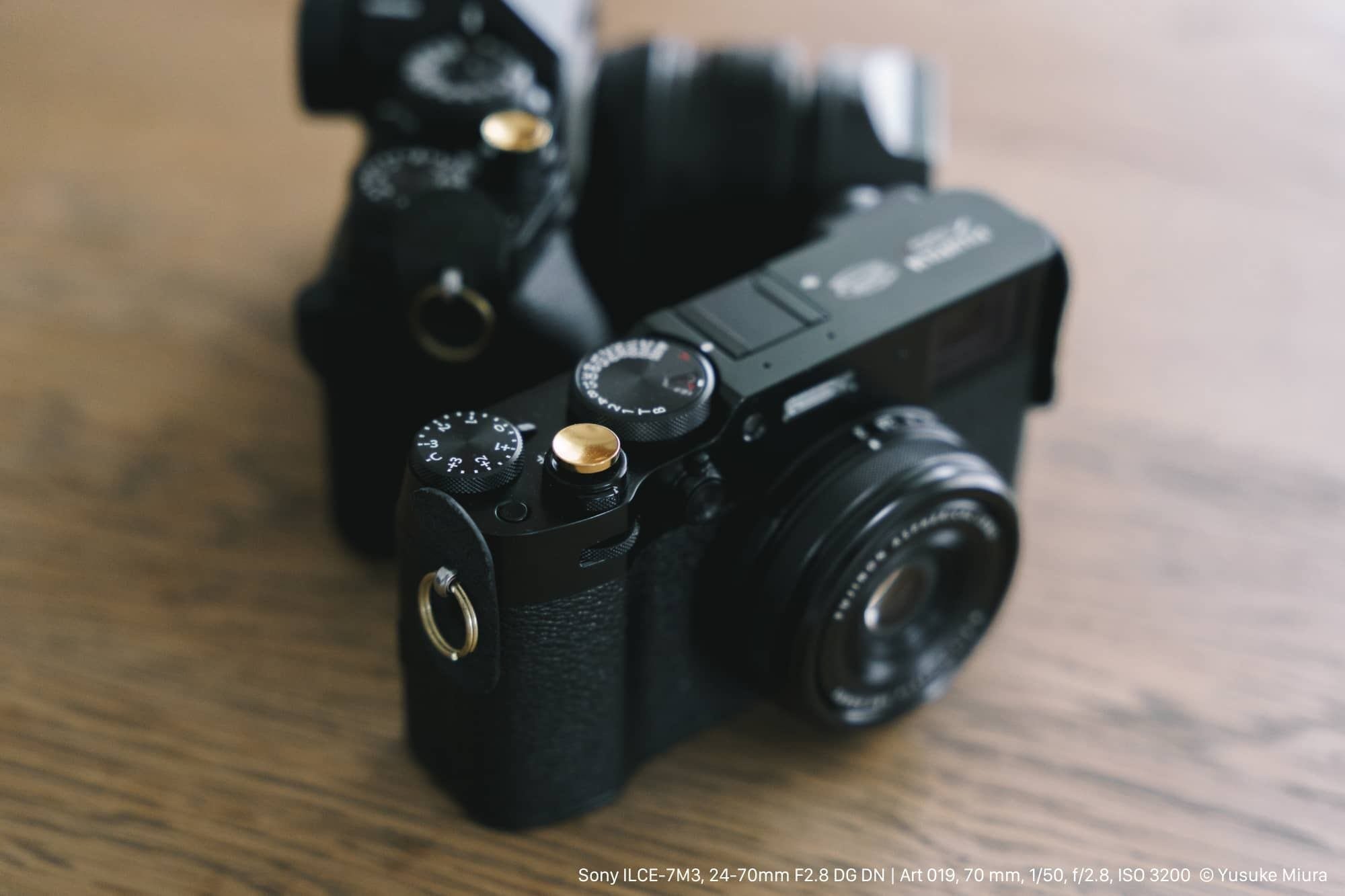 X100VIにも金色のレリーズボタンを|Yusuke Miura / starnote* X100VIにも金色のレリーズボタンを|Yusuke Miura / starnote*