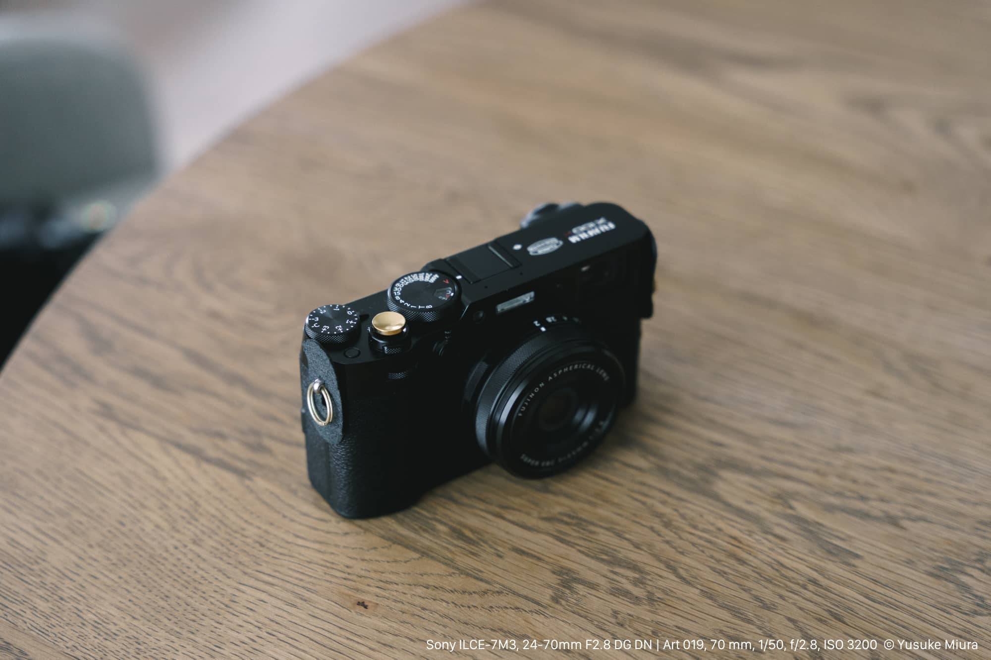 X100VIにも金色のレリーズボタンを|Yusuke Miura / starnote* X100VIにも金色のレリーズボタンを|Yusuke Miura / starnote*