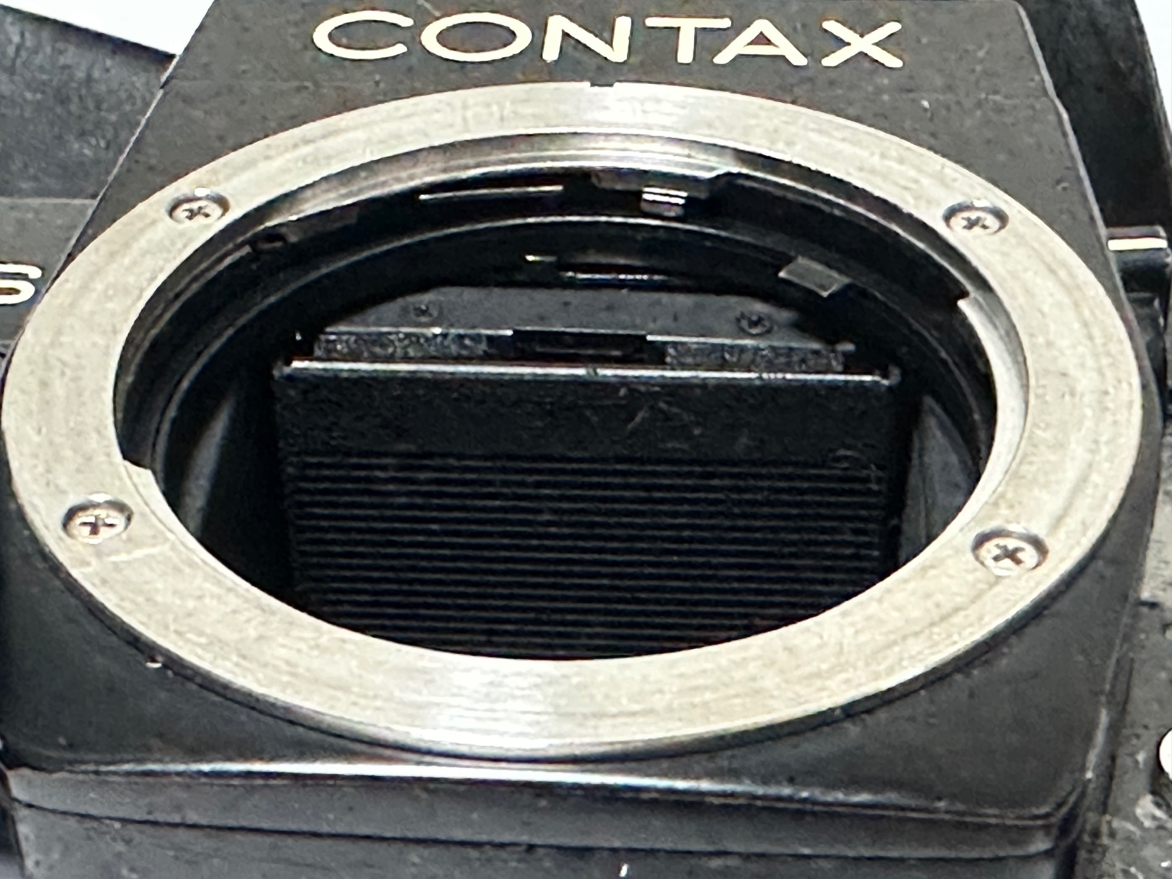 CONTAX RTS 革を張替えました CONTAX RTS 革を張替えました Contax RTS用カット済み貼り替え革 - Aki-