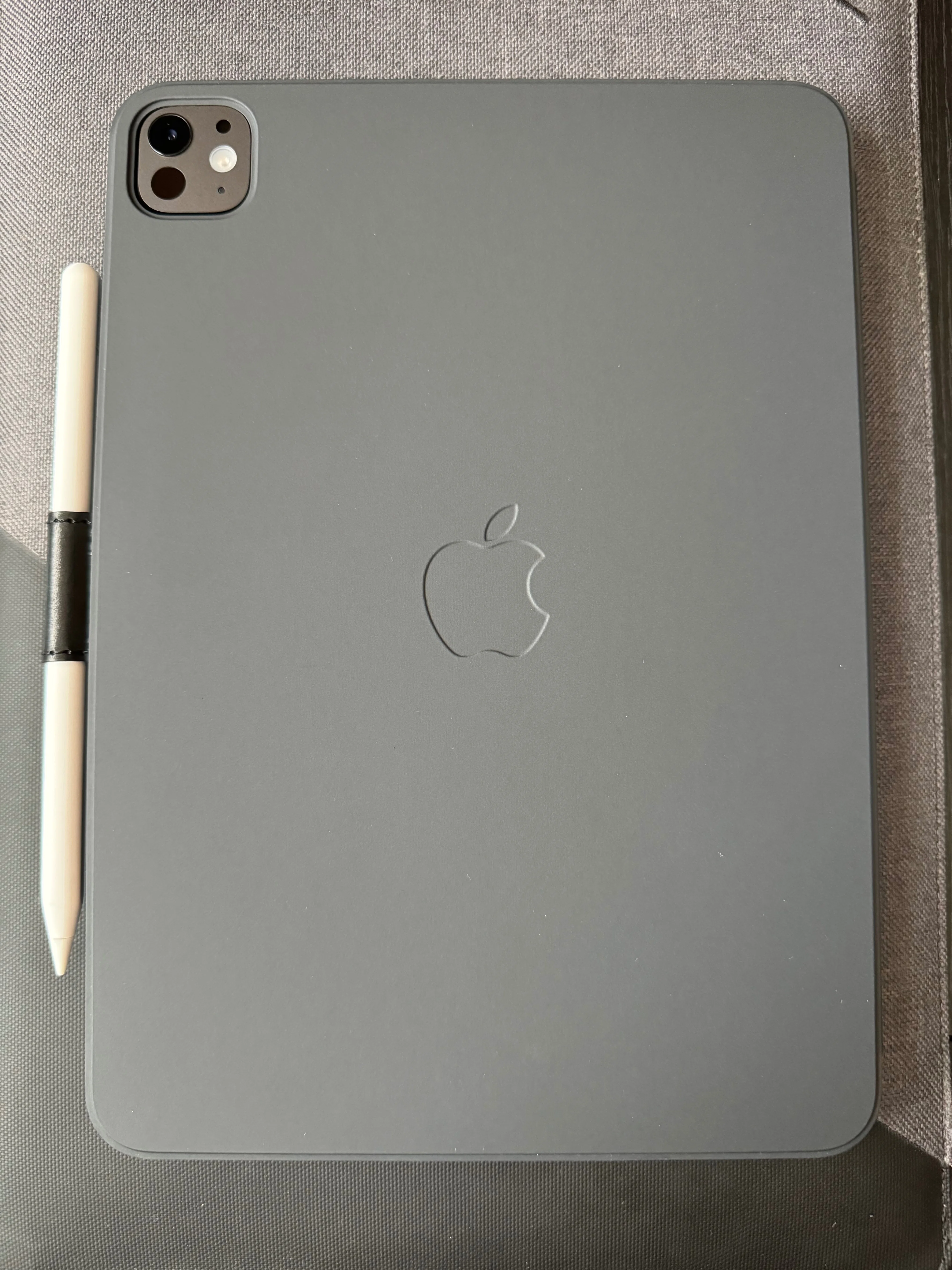 dripの「Leather Apple Pencil Holder」が届きました｜けこぜろ