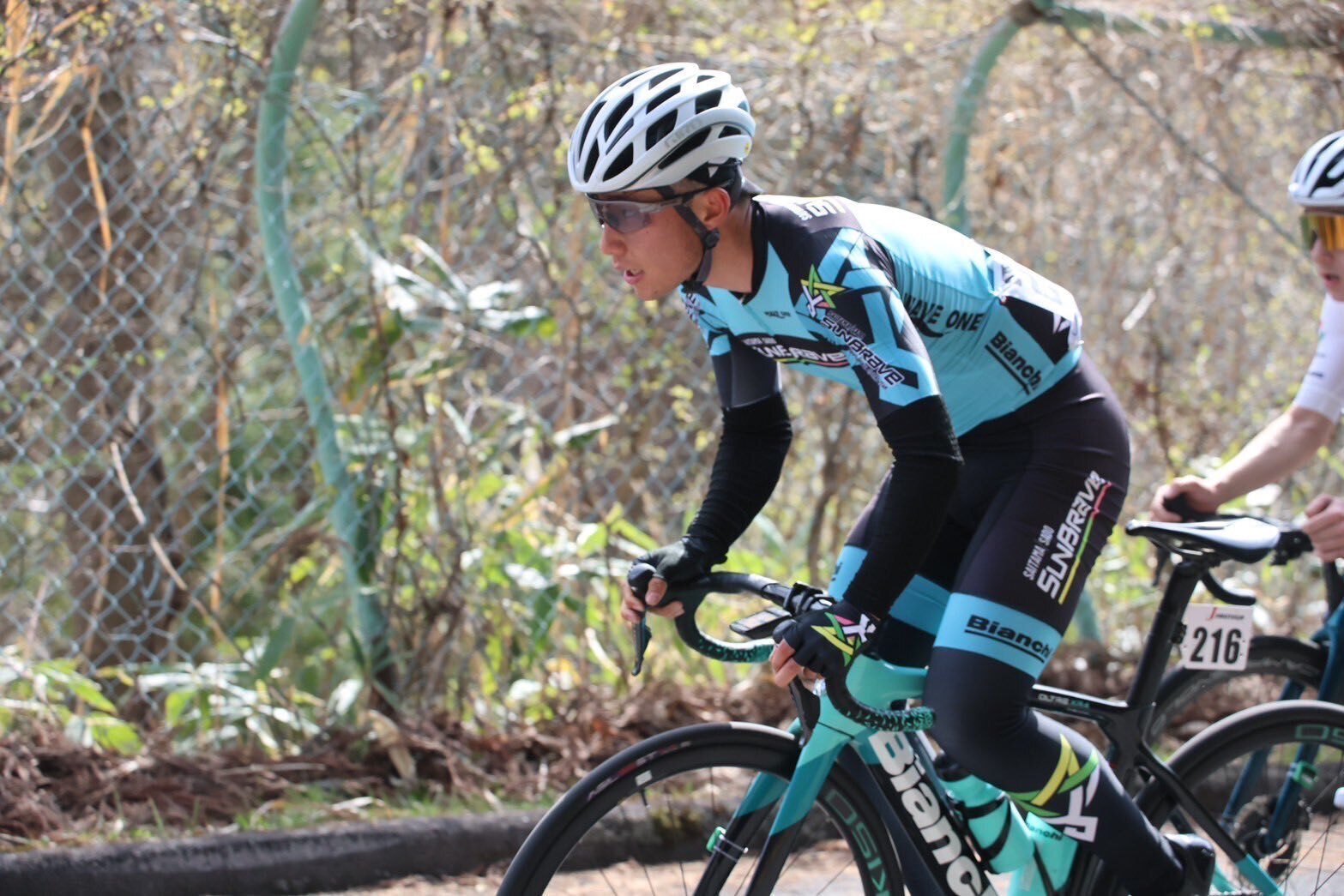 お知らせ】レーサーパンツ受注販売開始！！｜チームユーラシア - iRCタイヤ