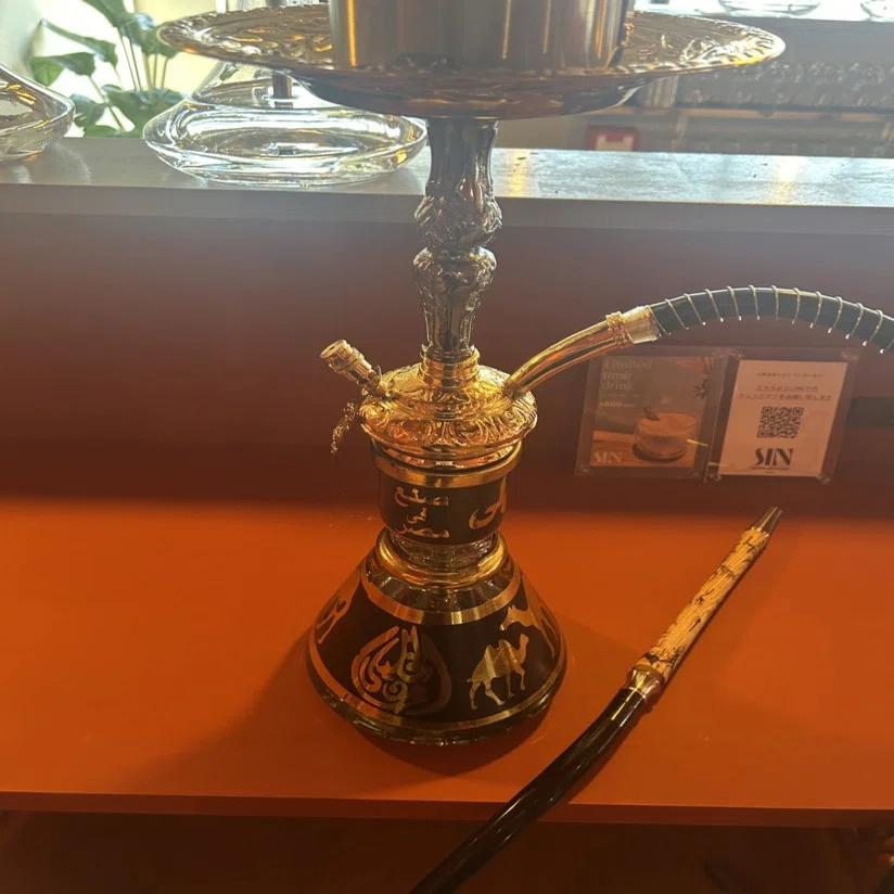 Sahara Smoke - Pandora Hookah ／ ブラック&アンバー 【 日本語説明書 