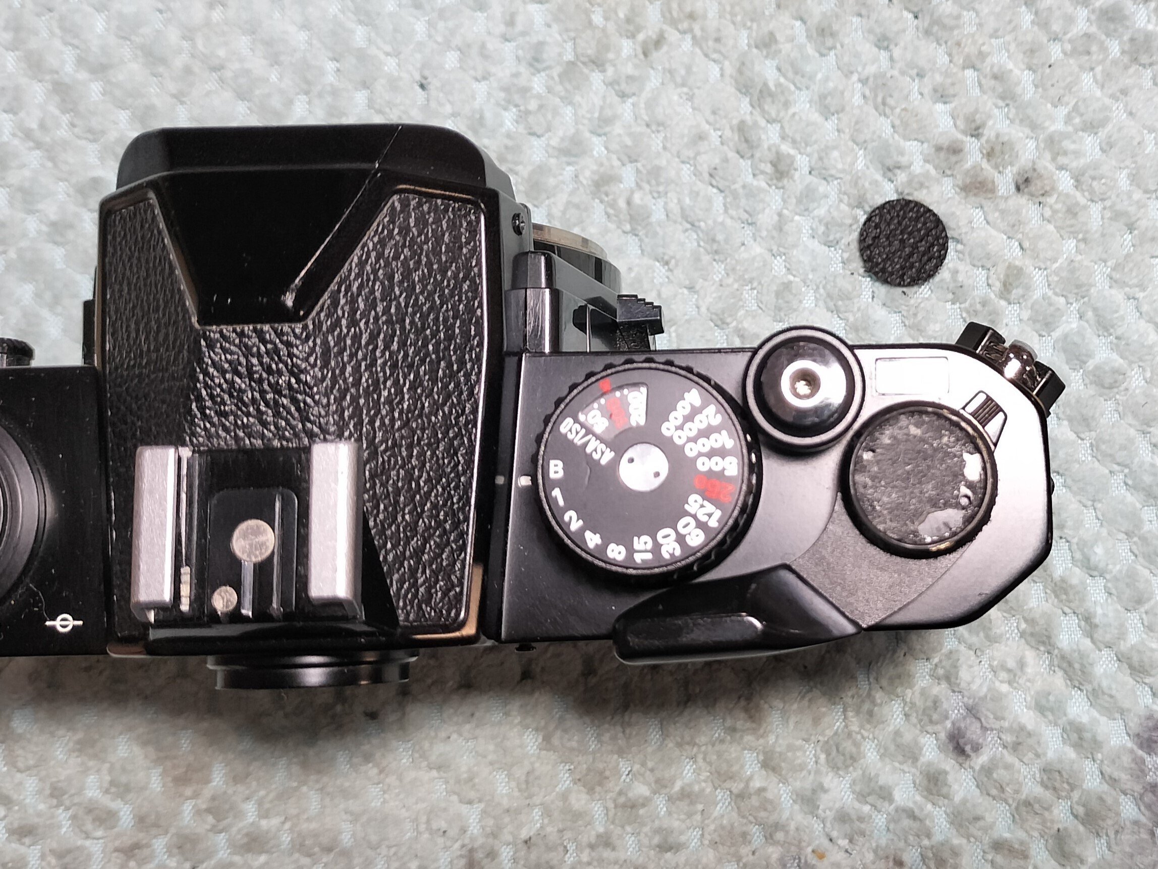 Nikon FM2の分解｜フィルムカメラ修理のアクアカメラ