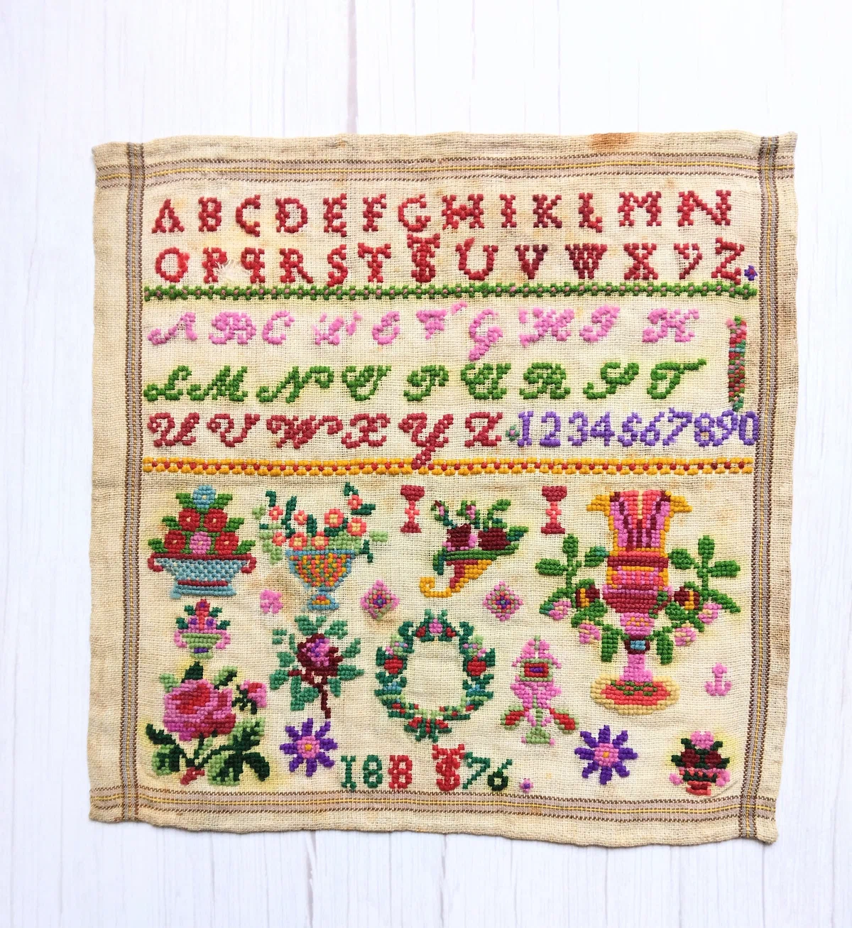 古着の山に埋もれていた、謎の刺繍サンプラー｜owarimao