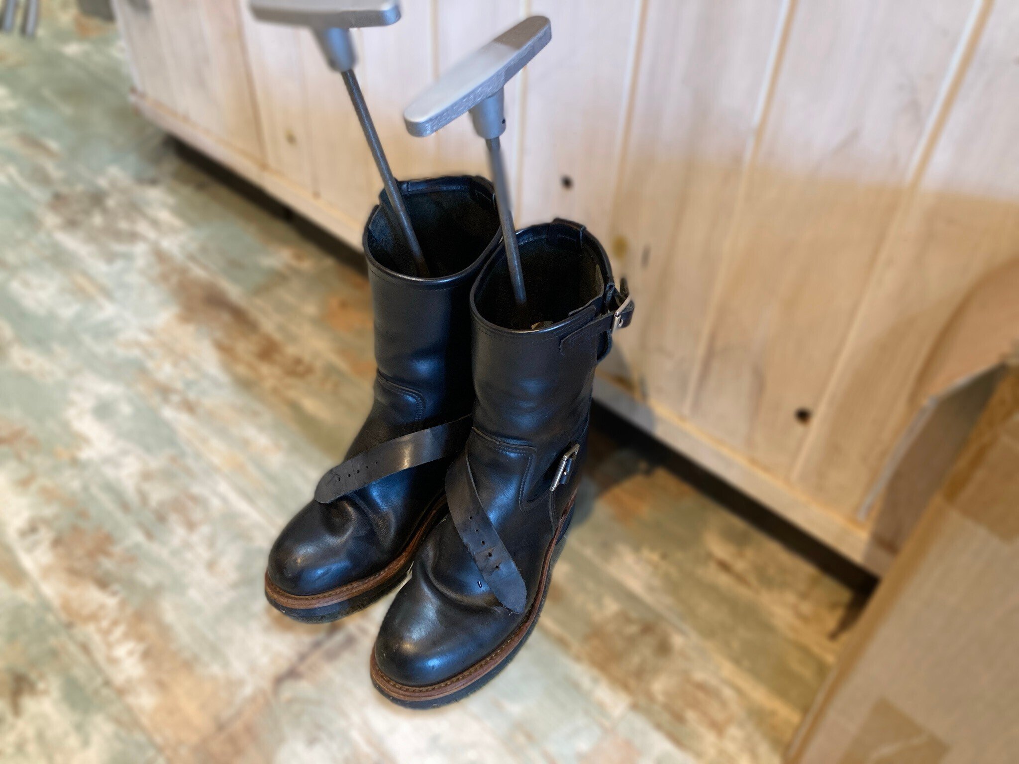 ブーツストレッチ/甲だし】Red Wing #2268 Engineer Boots｜CREA