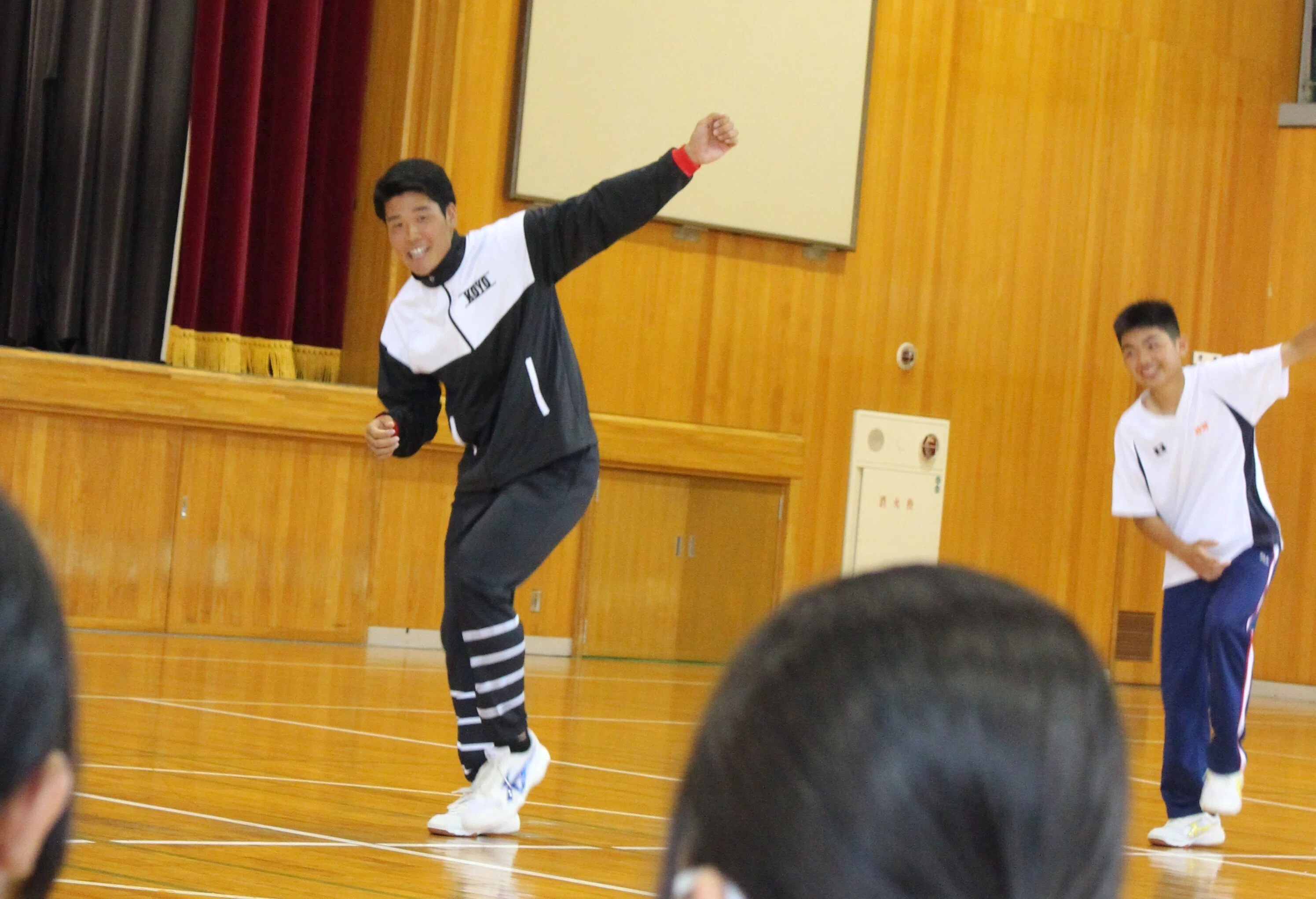興陽高校】”新”体操服ショー開催！｜岡山県教育委員会公式note