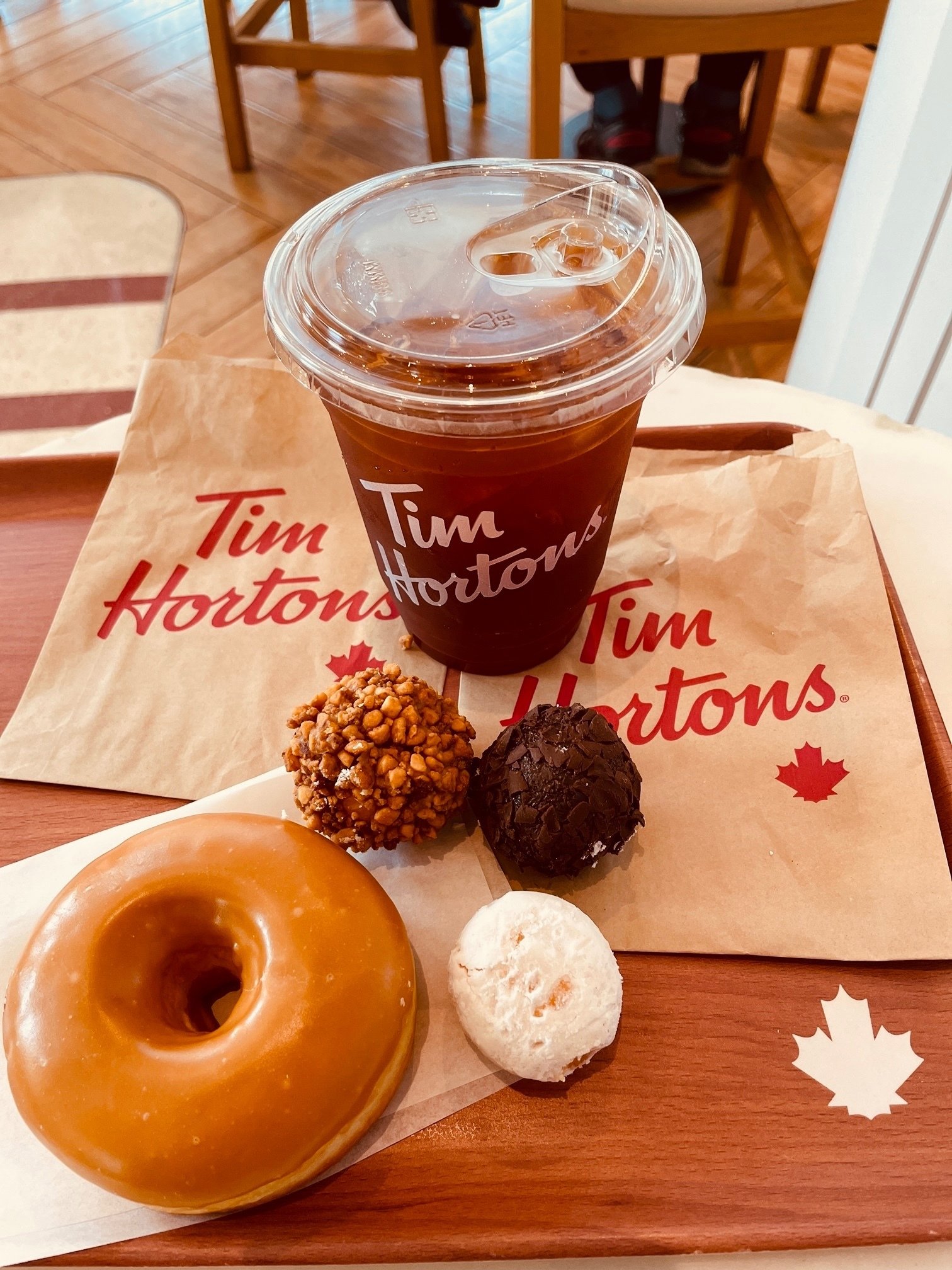 バンコクのカフェ②ティム・ホートンズ｜しのぶ：冬コミ2日目西き30b