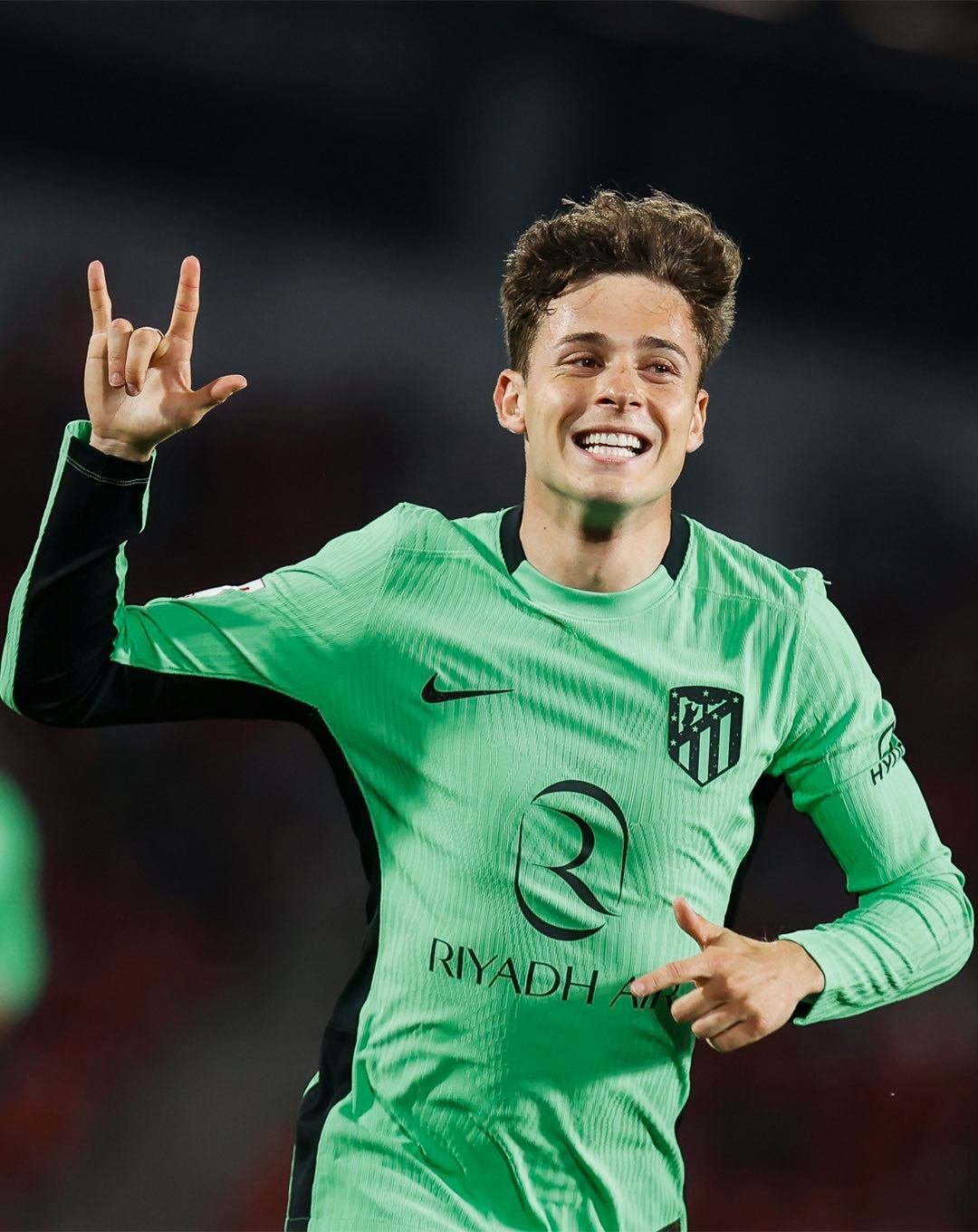 アトレティコ・マドリード RIQUELME 32番シャツ アトレティコ・マドリード RIQUELME 32番シャツ