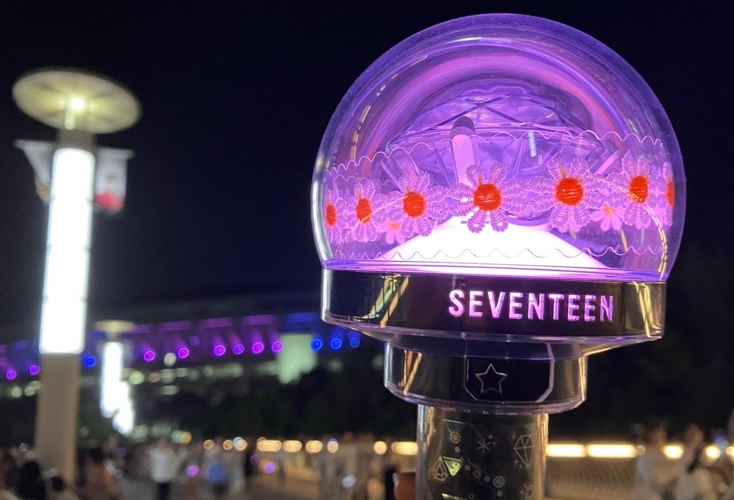 SEVENTEEN follow again 会場限定 日産スタジアム　コンプ SEVENTEEN follow again 会場限定 日産スタジアム コンプ NEWS