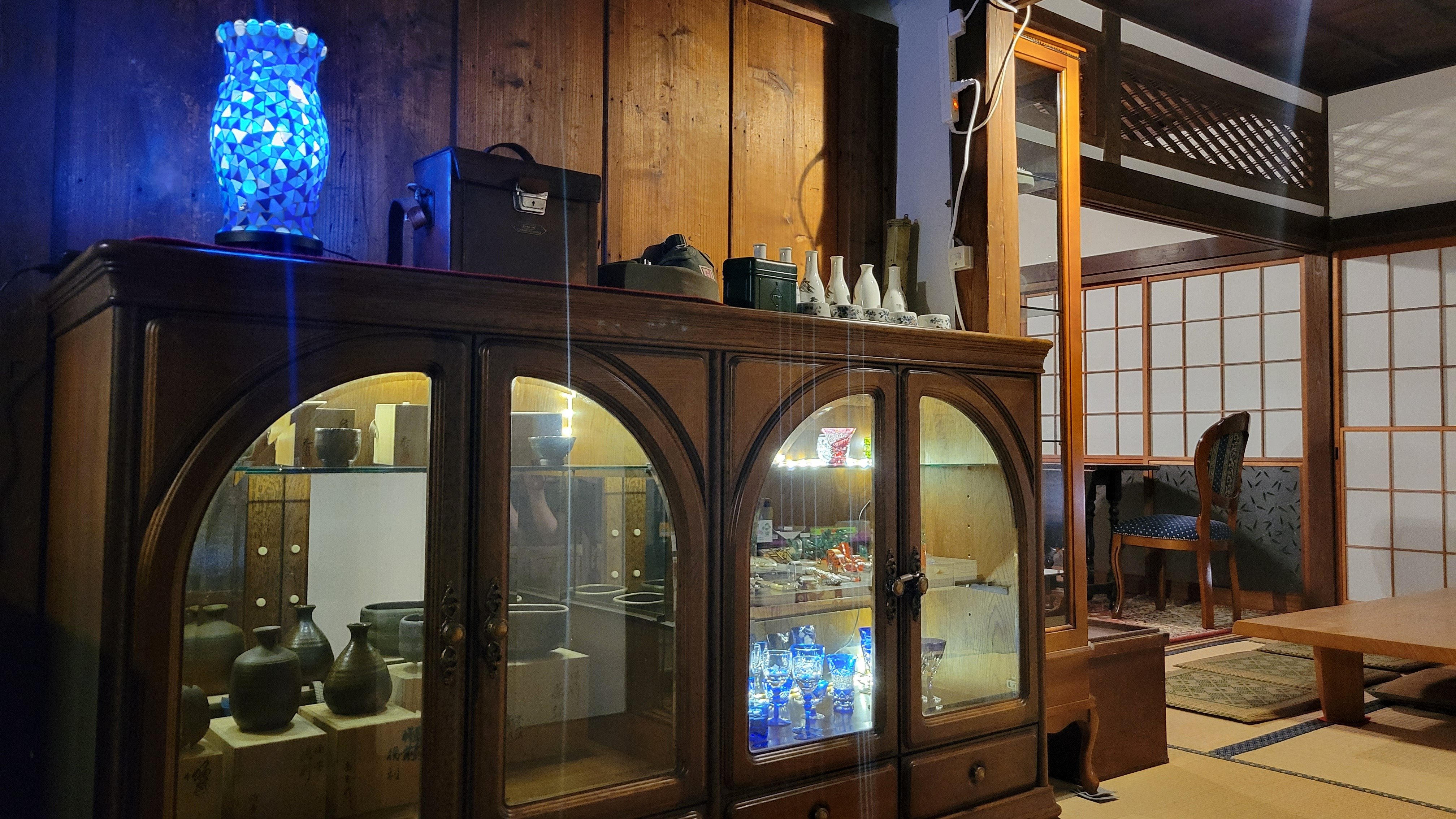 私のコレクション「アンティーク家具と昭和レトロ空間」古民家