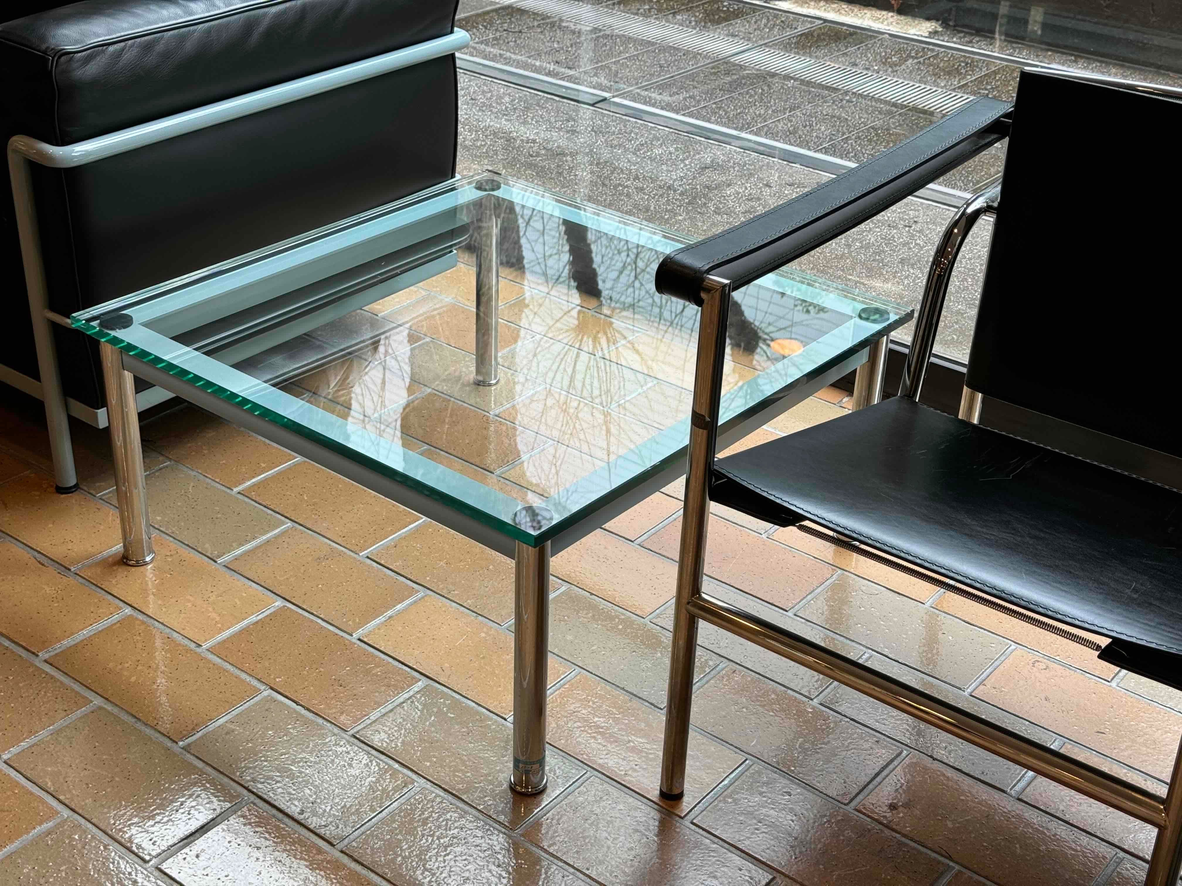 コルビュジエ　ペリアン　Nevada ガラスブロック ○美術館の名作椅子#01○国立西洋美術館｜mata