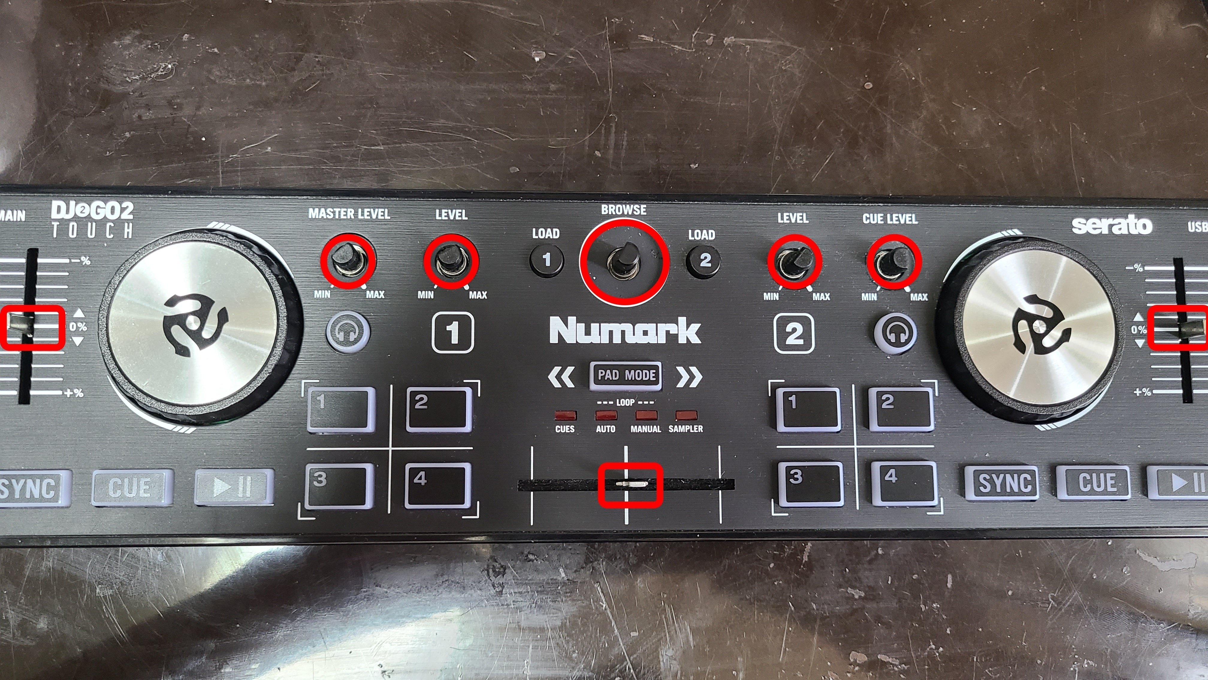 Numark 絡ませ DJ2GO2 TOUCH 【Serato DJ Lite対応 コンパクトDJ Numark 絡ませ DJ2GO2 TOUCH 【Serato DJ Lite対応 コンパクトDJ