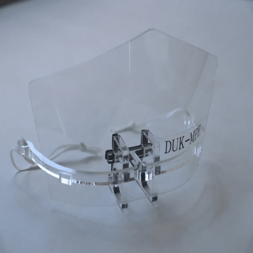 ノベルティオーダー】レーザー彫刻機で木材彫刻やアクリルカット。制作