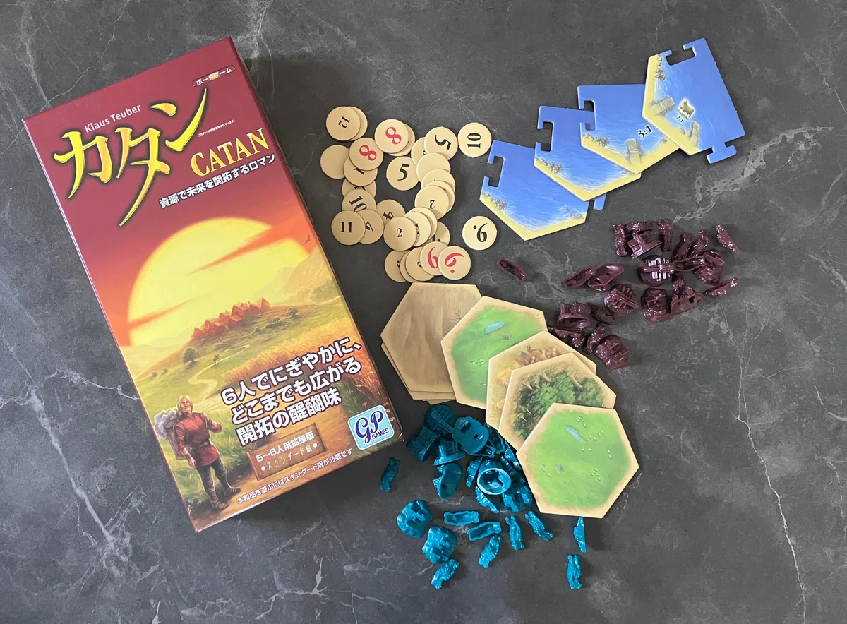 【レビュー】ボードゲームの王様、『カタン』って何が面白いの?|Sate